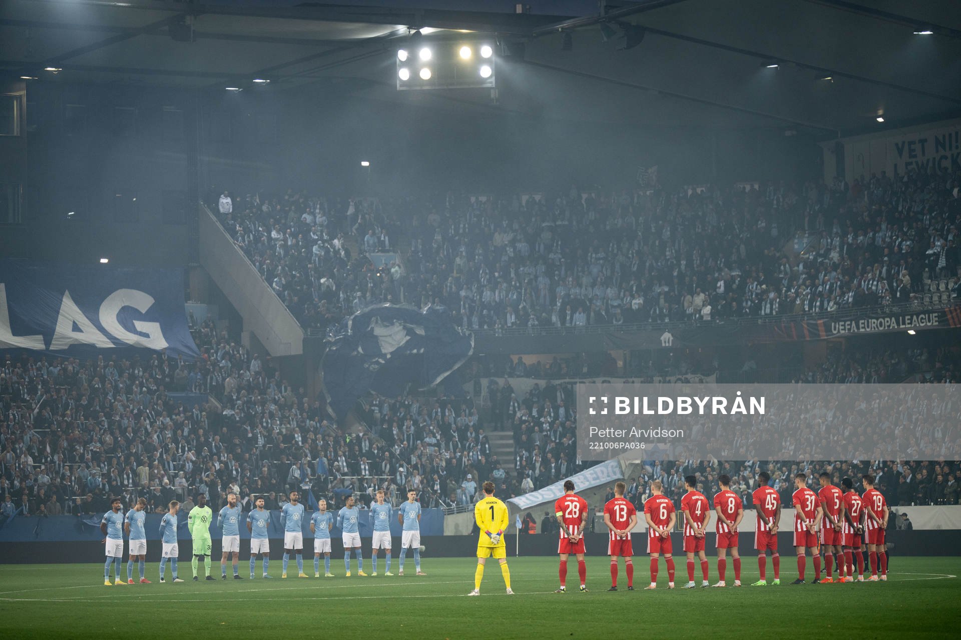 A minute of silence ahead of the UEFA Europa League match between Malmö FF and Union Berlin on October 6, 2022 in Malmö. 