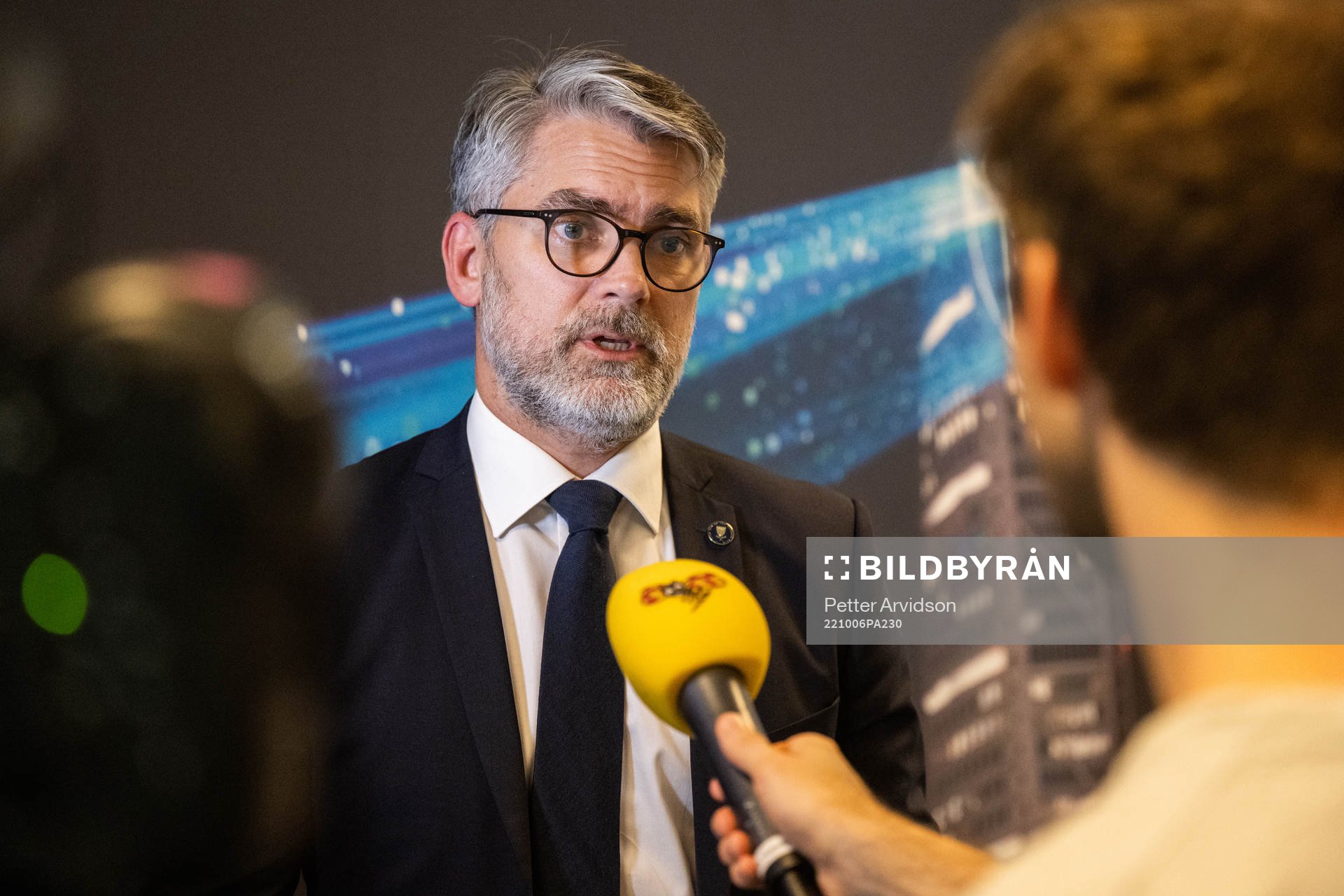 Malmö FFs VD Niclas Carlnén under en intervju med Noa Bachner, Expressen den 6 oktober 2022 i Malmö. 