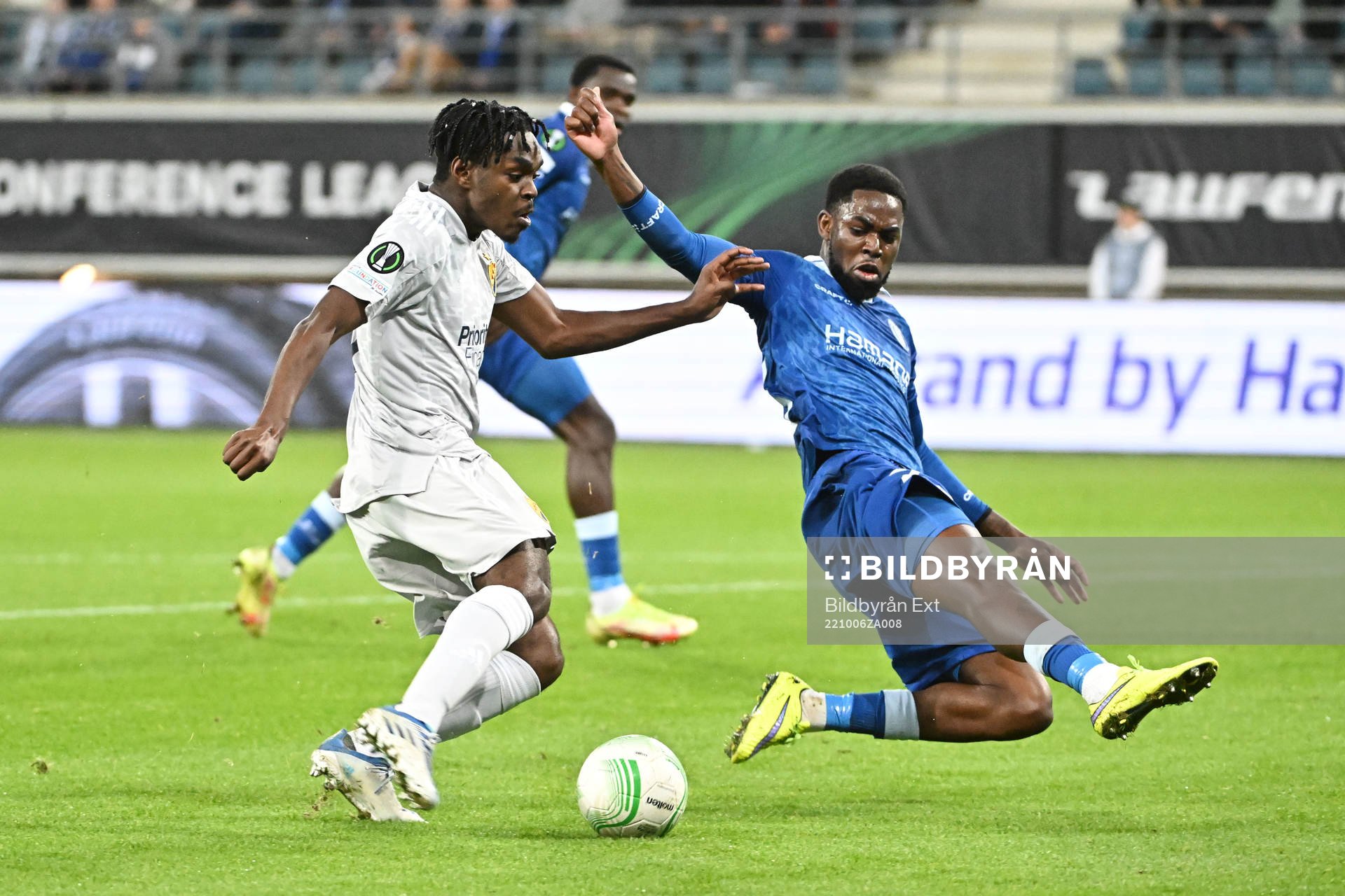 Joel Asoro of Djurgården and Jordan Torunarigha of Gent