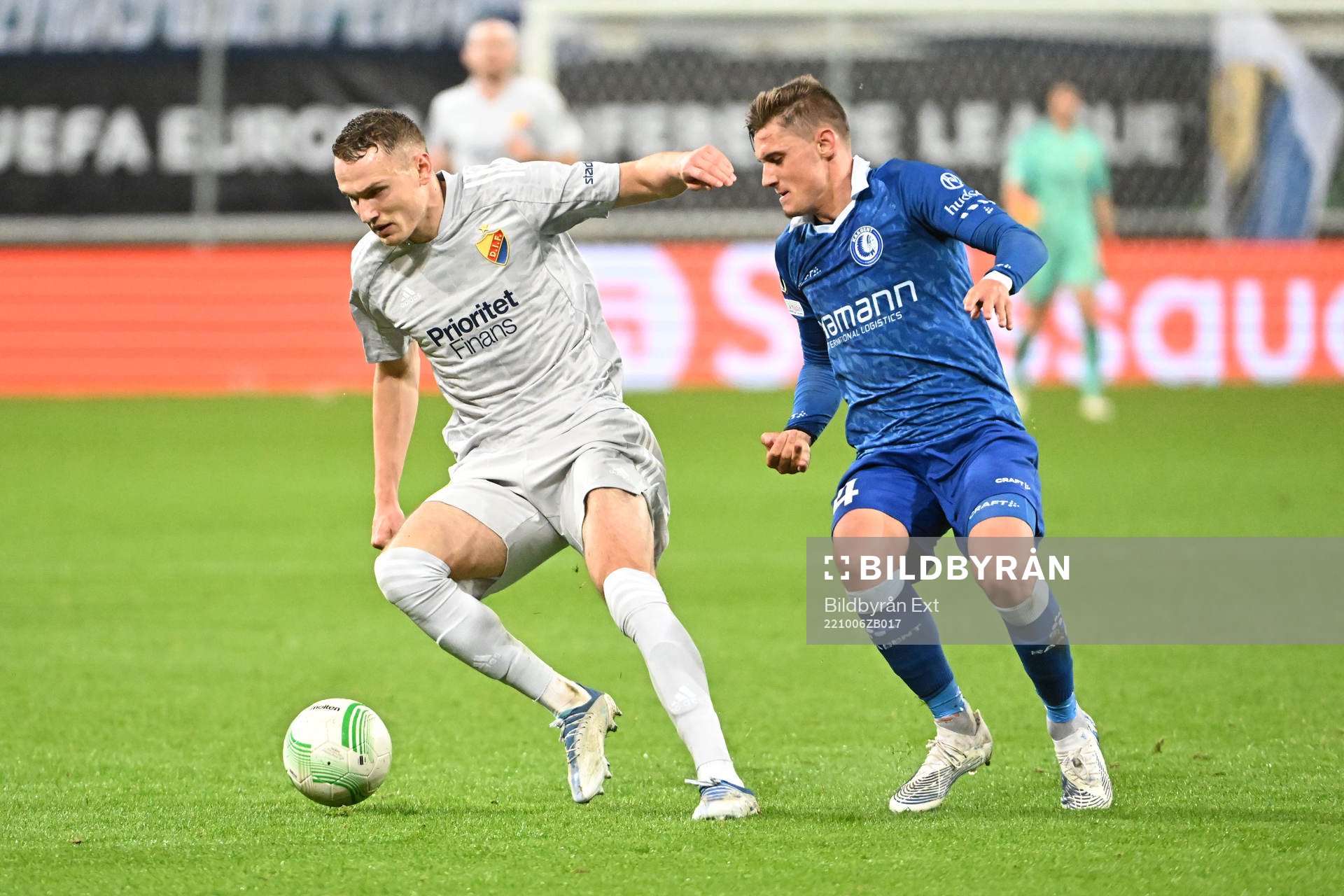 Piotr Johansson of Djurgården and Alessio Castro-Montes of