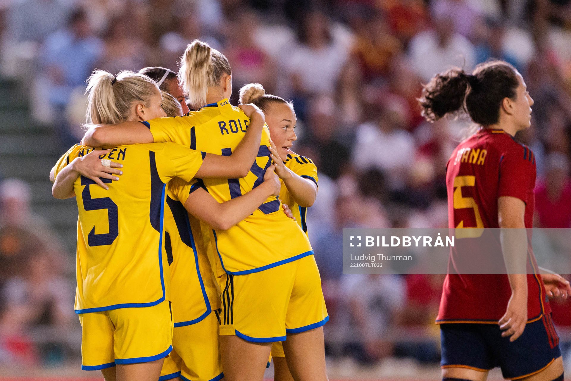 Players of Sweden celebrate the 0-1 goal