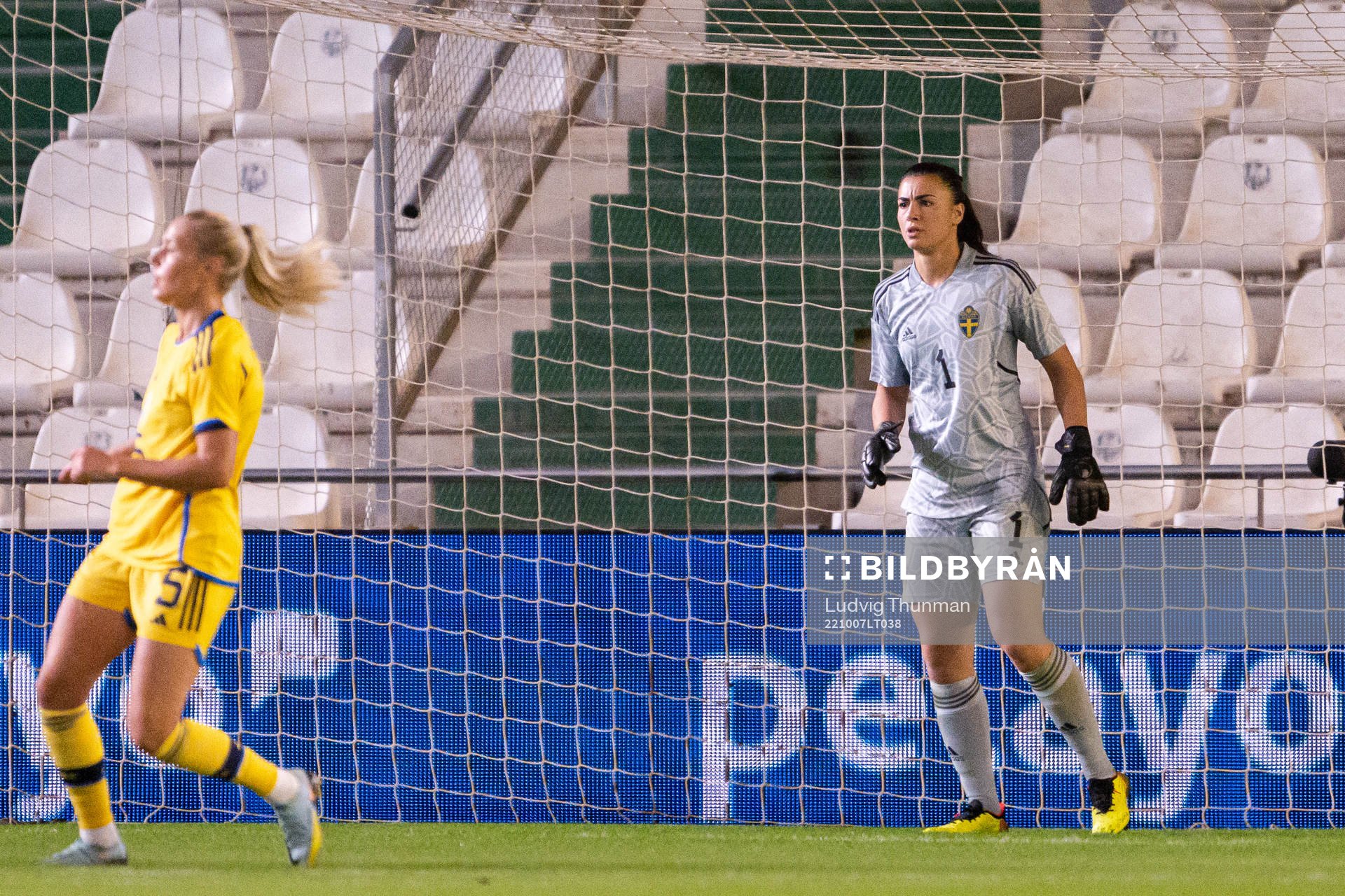 Goalkeeper Zecira Musovic of Sweden