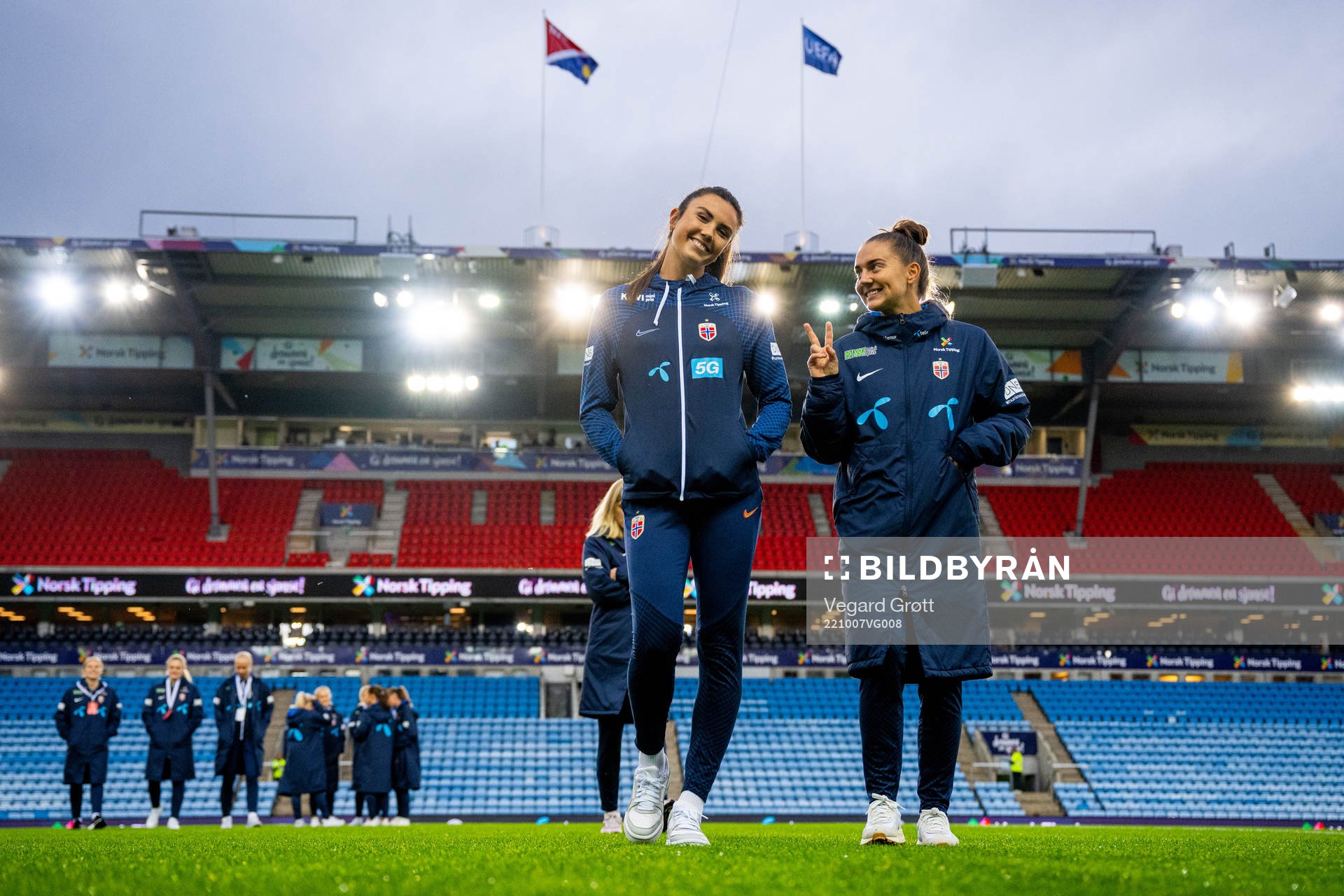 Ingrid Syrstad Engen and Vilde Bøe Risa of Norway