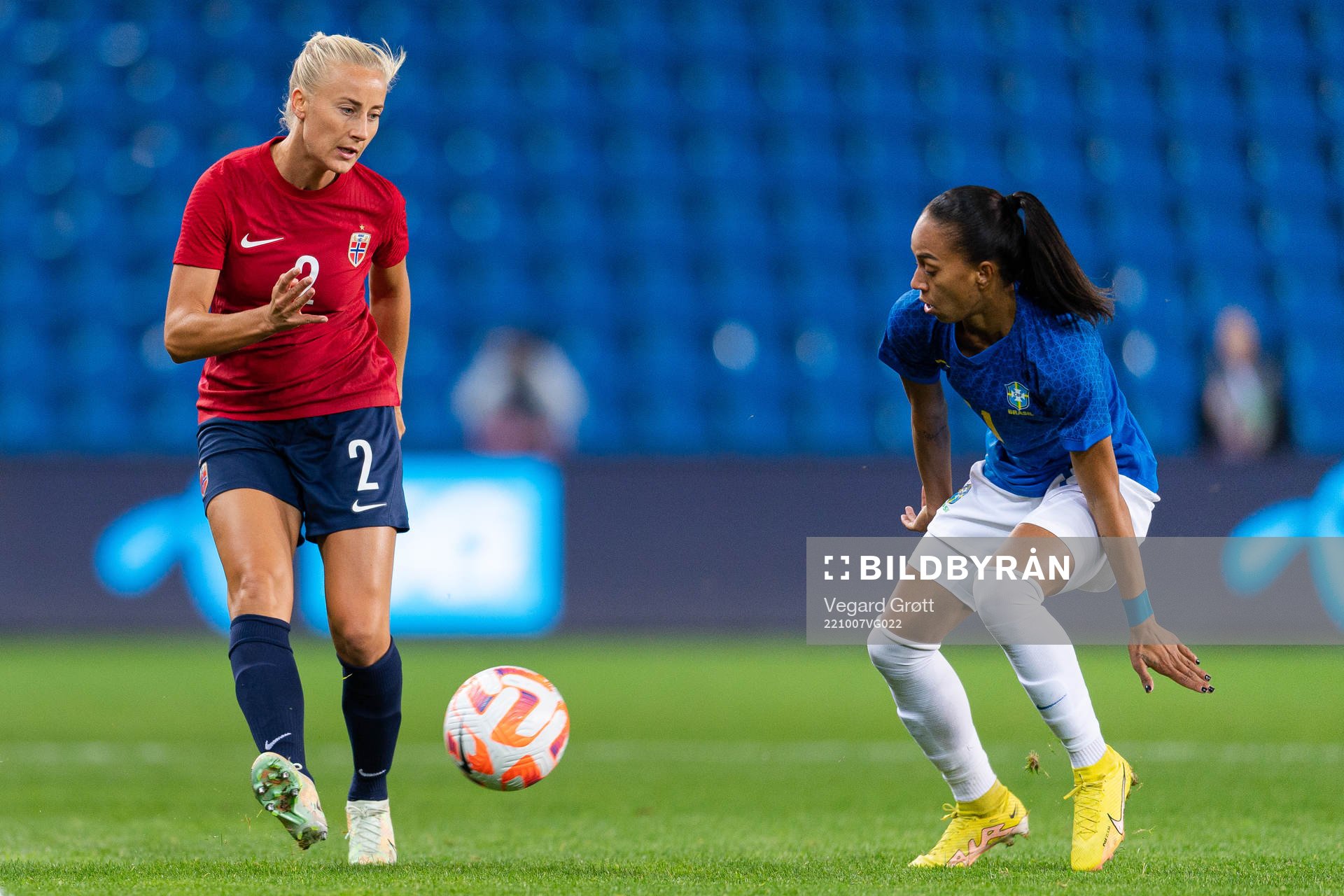 Anja Sønstevold of Norway and Adriana Leal Da Silva of