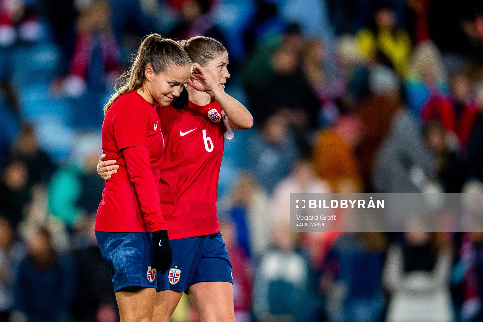 Guro Reiten and Maren Mjelde of Norway