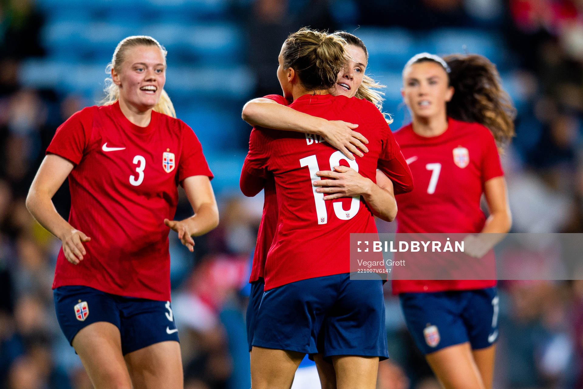 Celin Bizet Ildhusøy of Norway celebrates with teammates