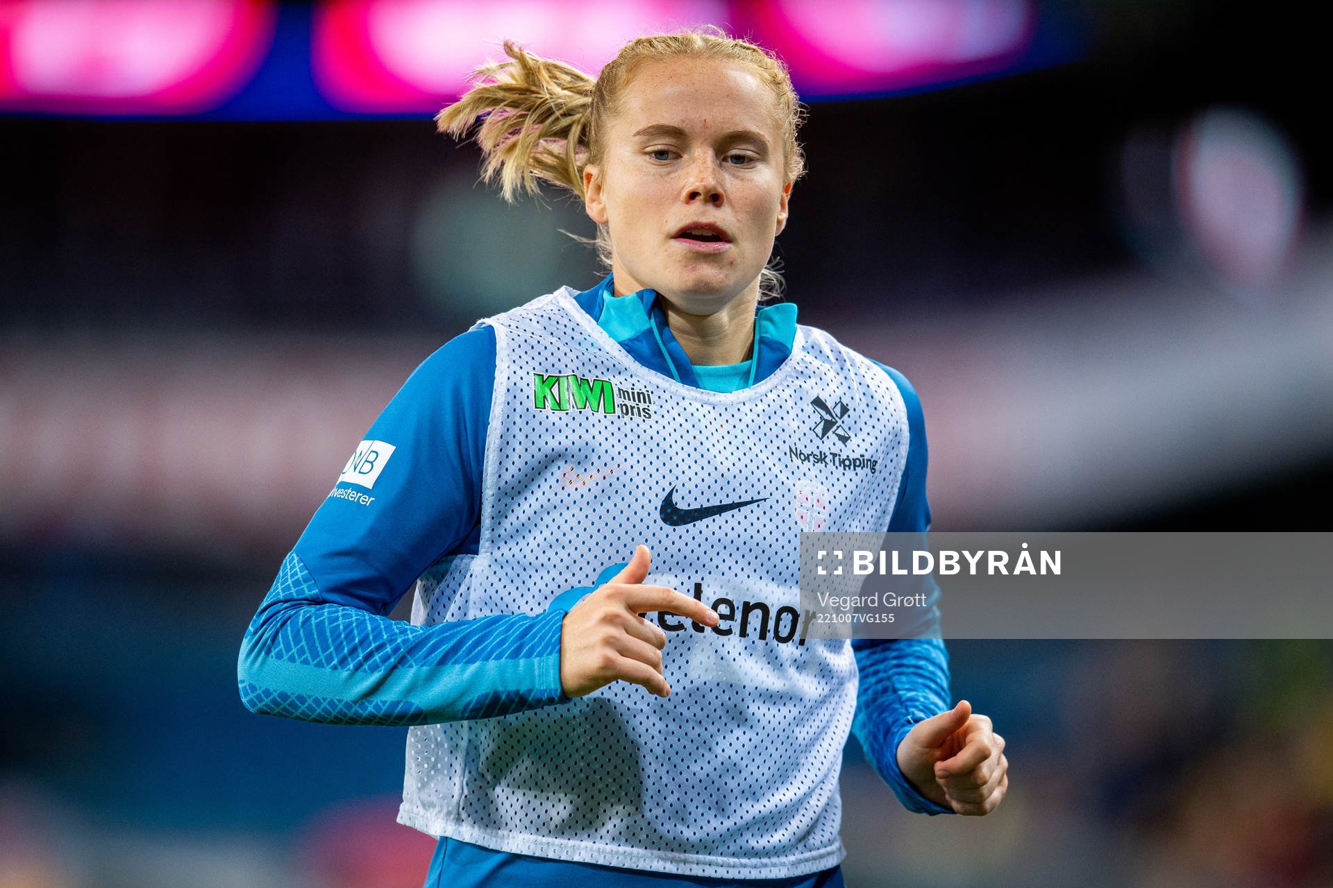 Julie Blakstad of Norway warms up