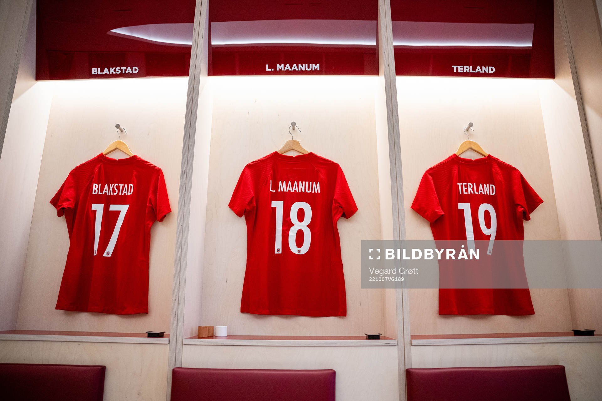 The kits of Julie Blakstad, Frida Maanum and Elisabeth