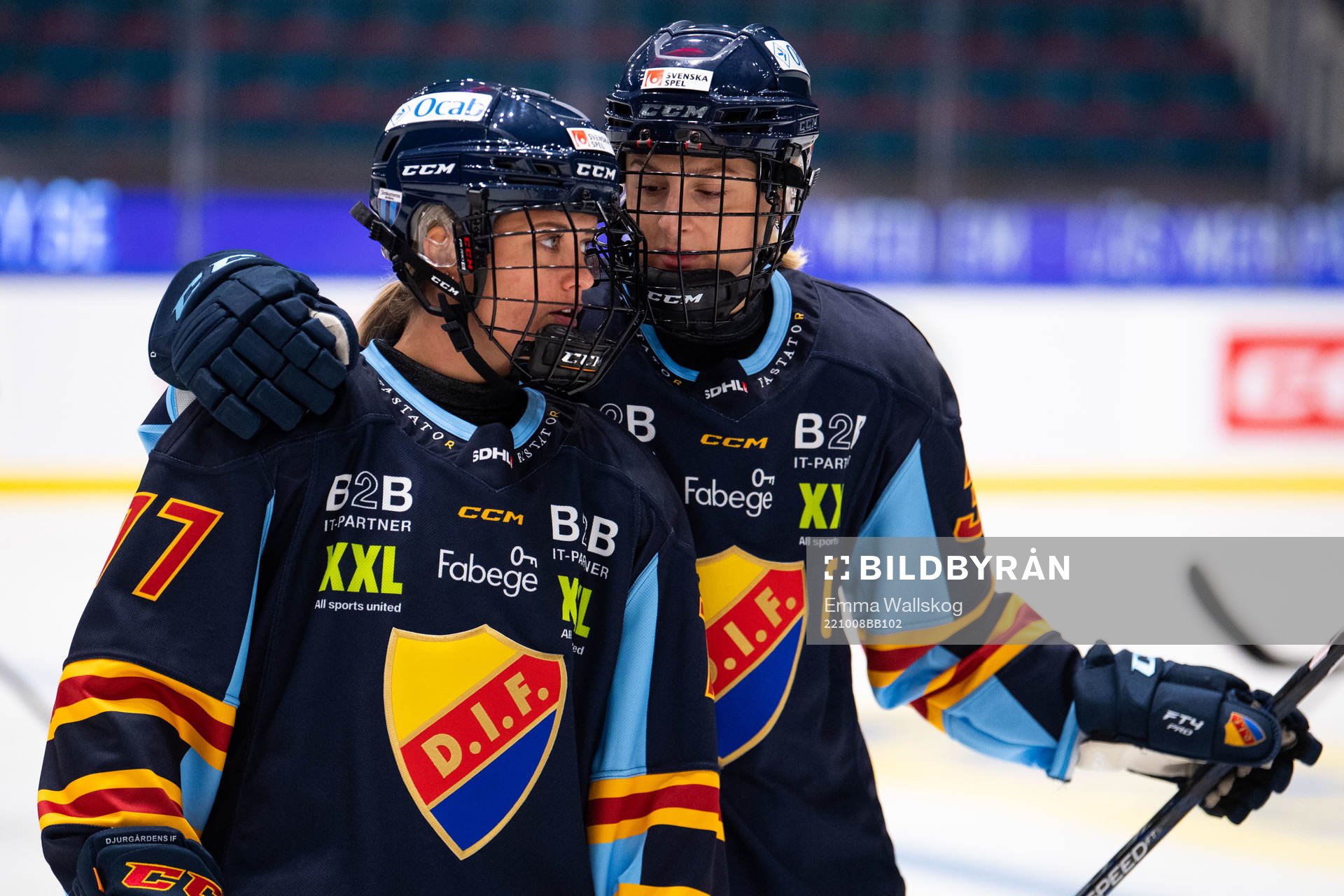 Djurgårdens Nicola Eisenschmid och Josefine Holmgren