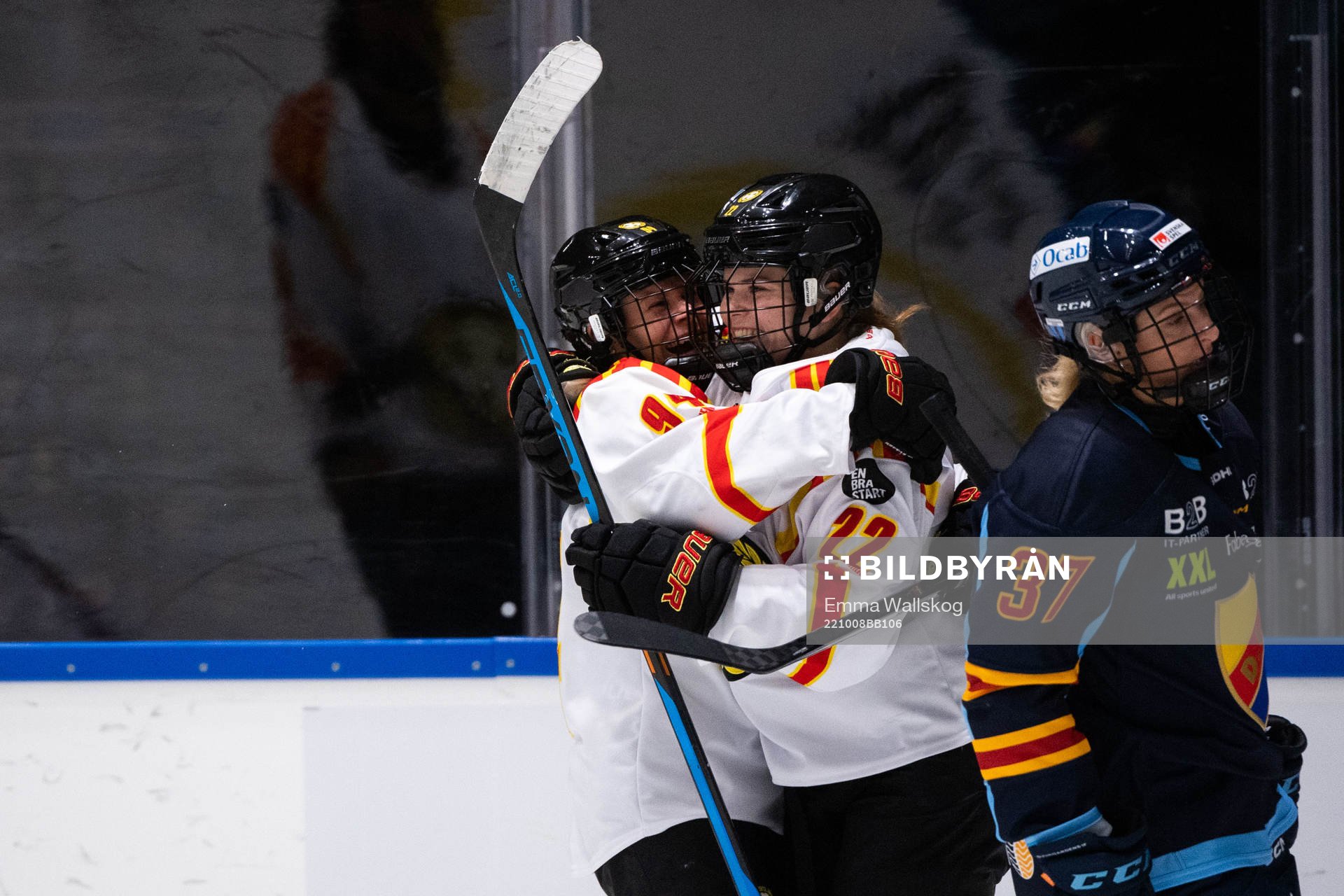 Brynäs Hanna Thuvik jublar