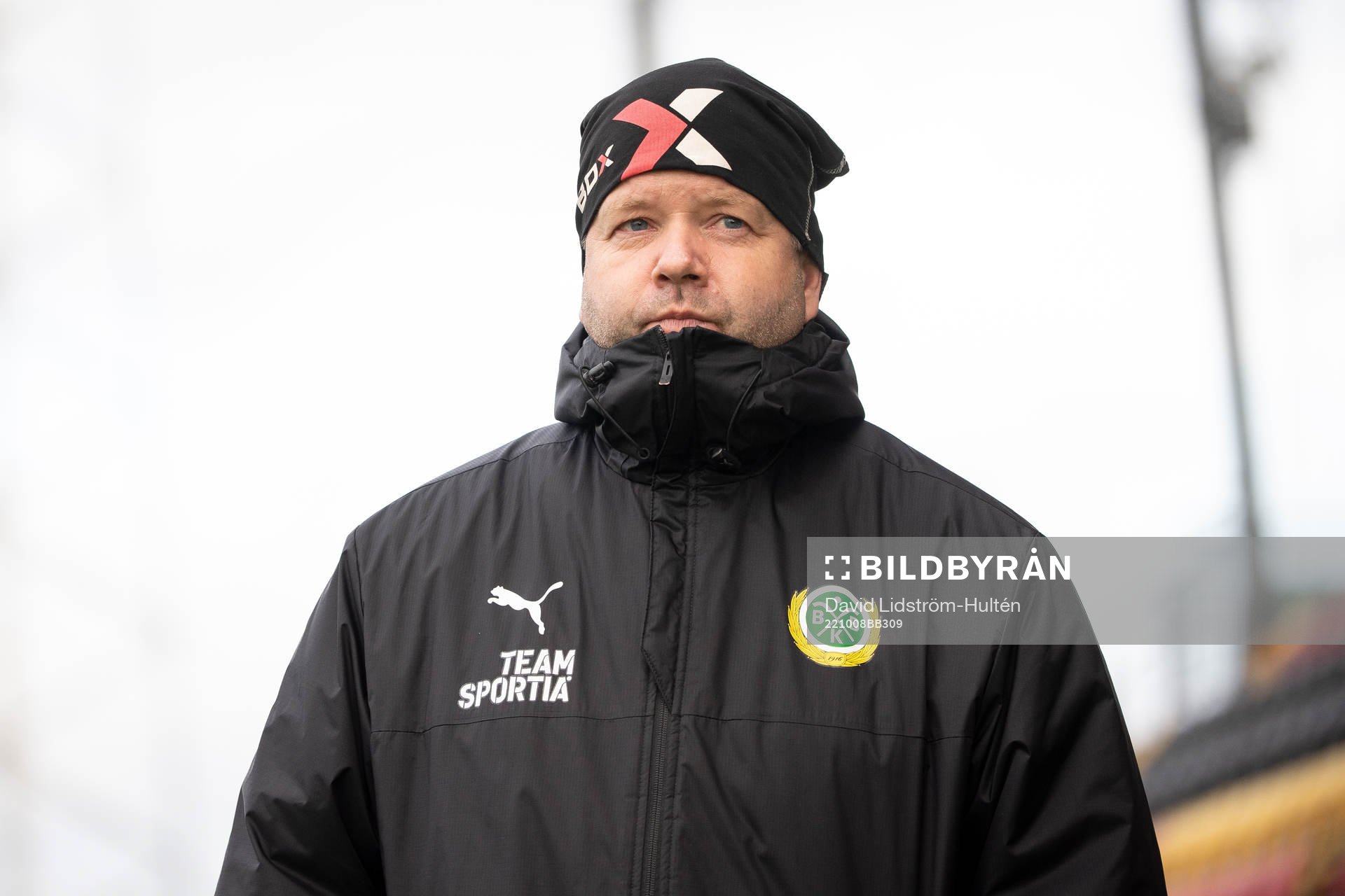 Bodens tränare Christian Samuelsson under fotbollsmatchen i Division 2 - Norrland mellan IFK Östersund och Bodens BK den 8 oktober 2022 i Östersund.