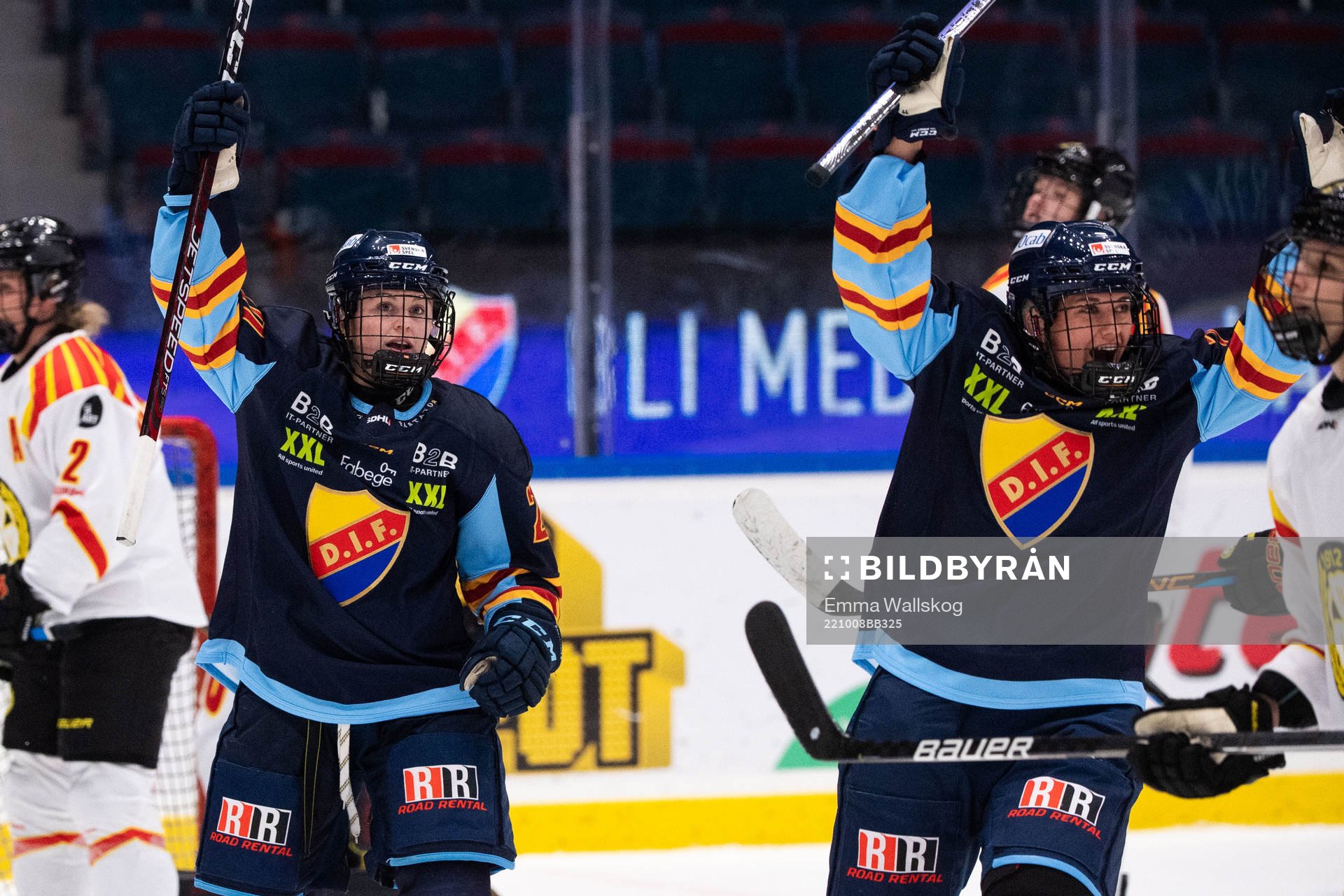 Djurgårdens Brette Pettet med jublar Nicola Eisenschmid