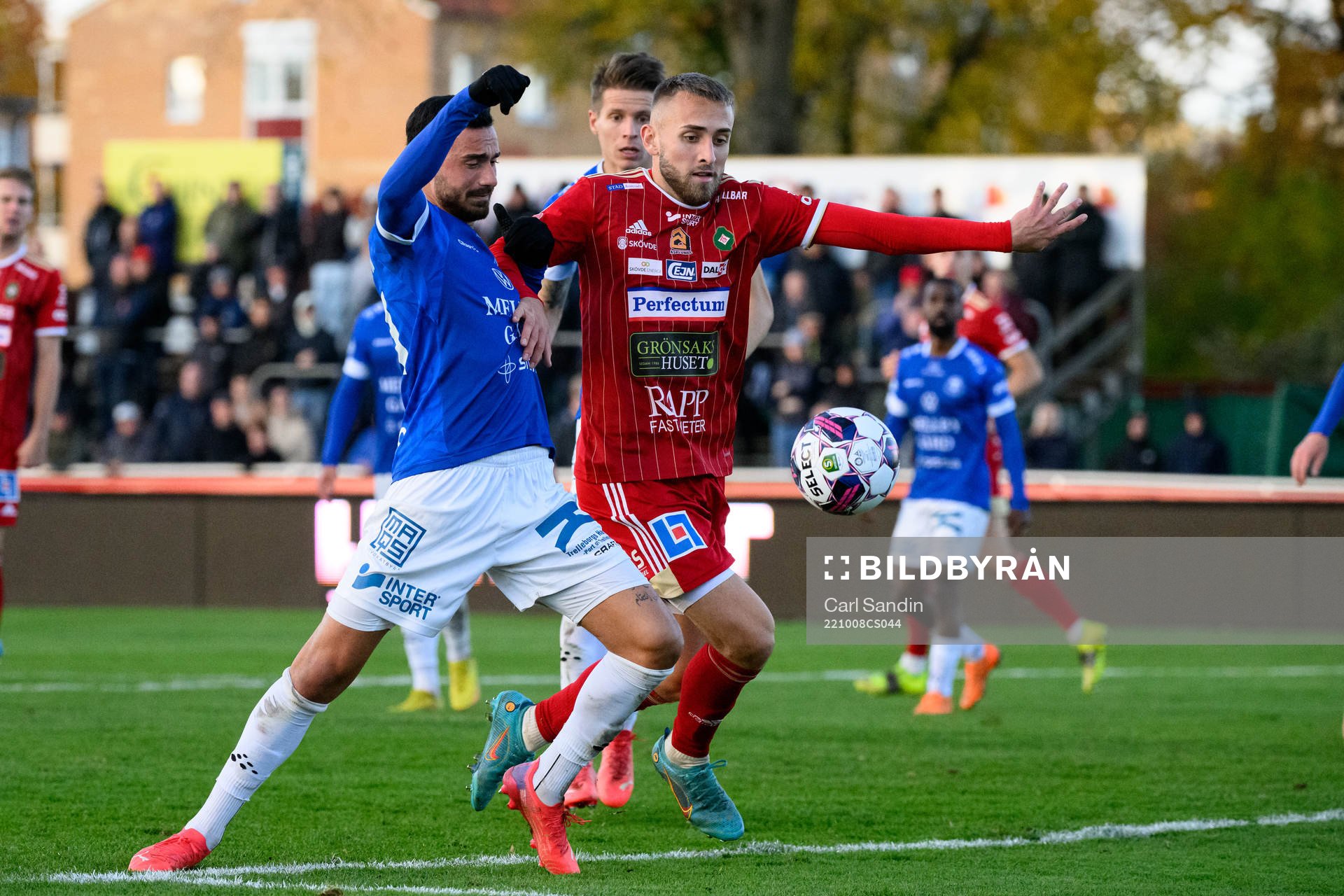 Trelleborgs Simon Amin och Skövdes Jack Cooper Love