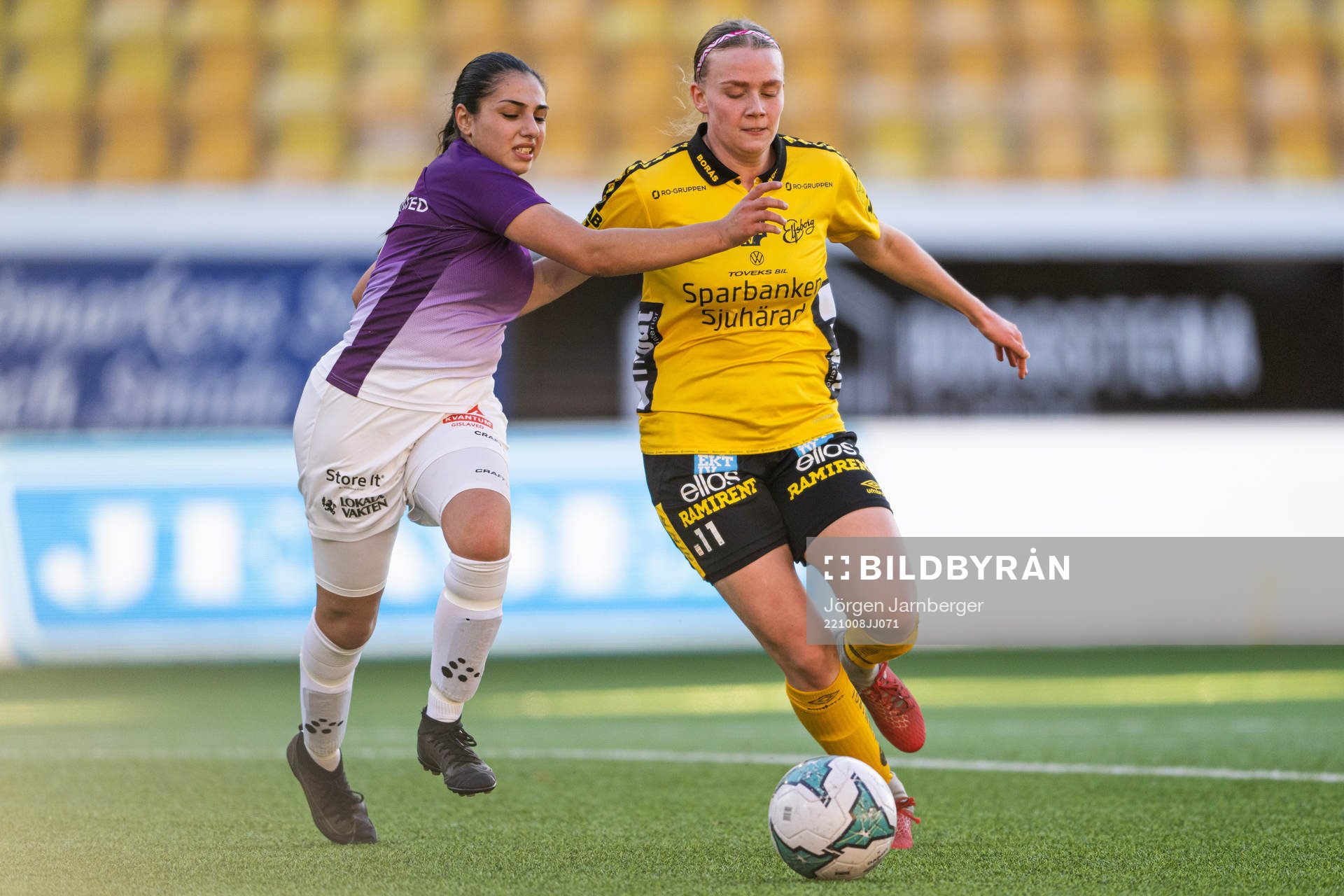 Westbos Diana Addas och Elfsborgs Leann Nyström