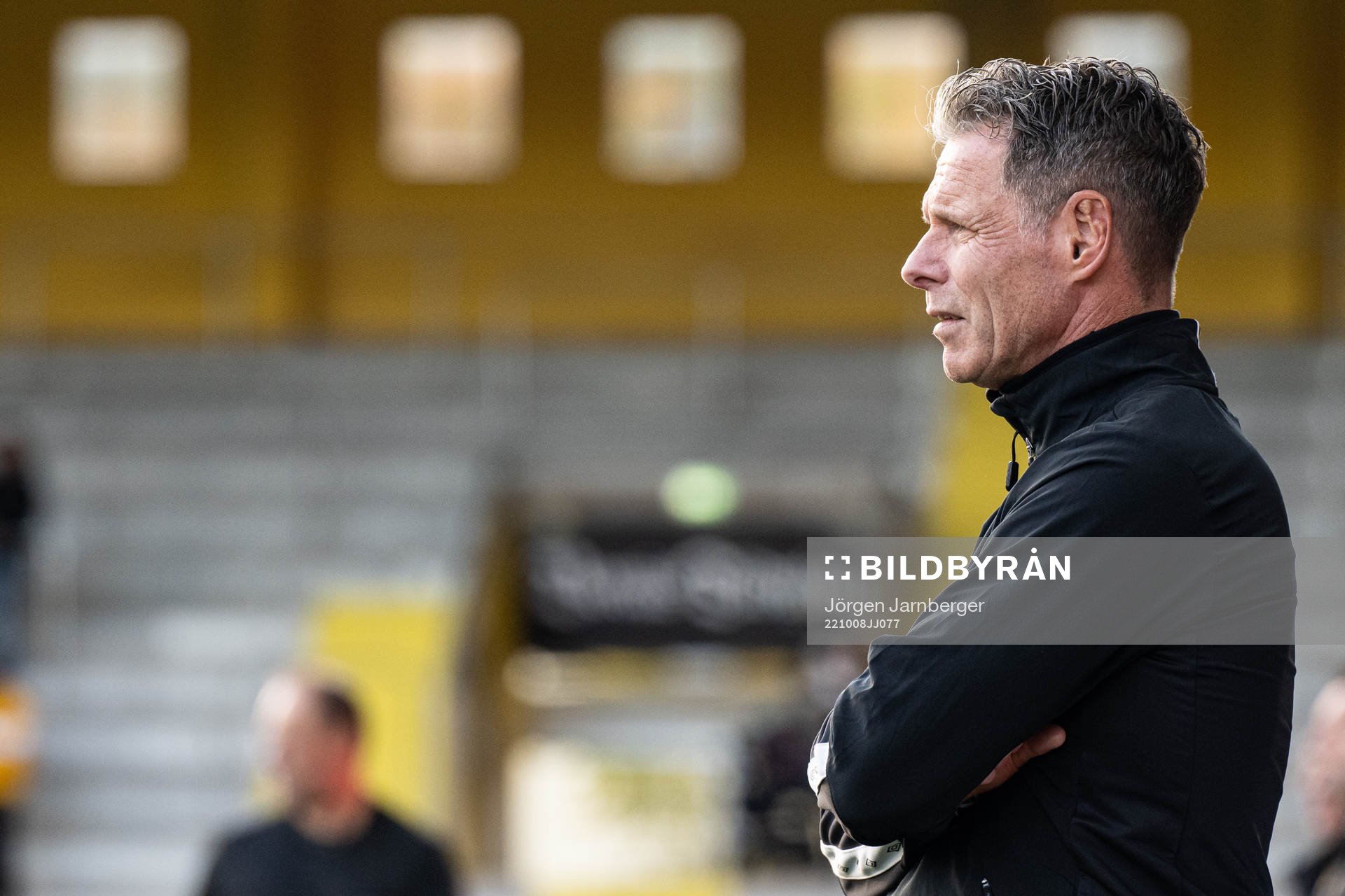 Elfsborgs tränare Joakim Carlsson under fotbollsmatchen i Div 2 Mellersta Götaland mellan Elfsborg och Westbo den 8 oktober 2022 i Borås.