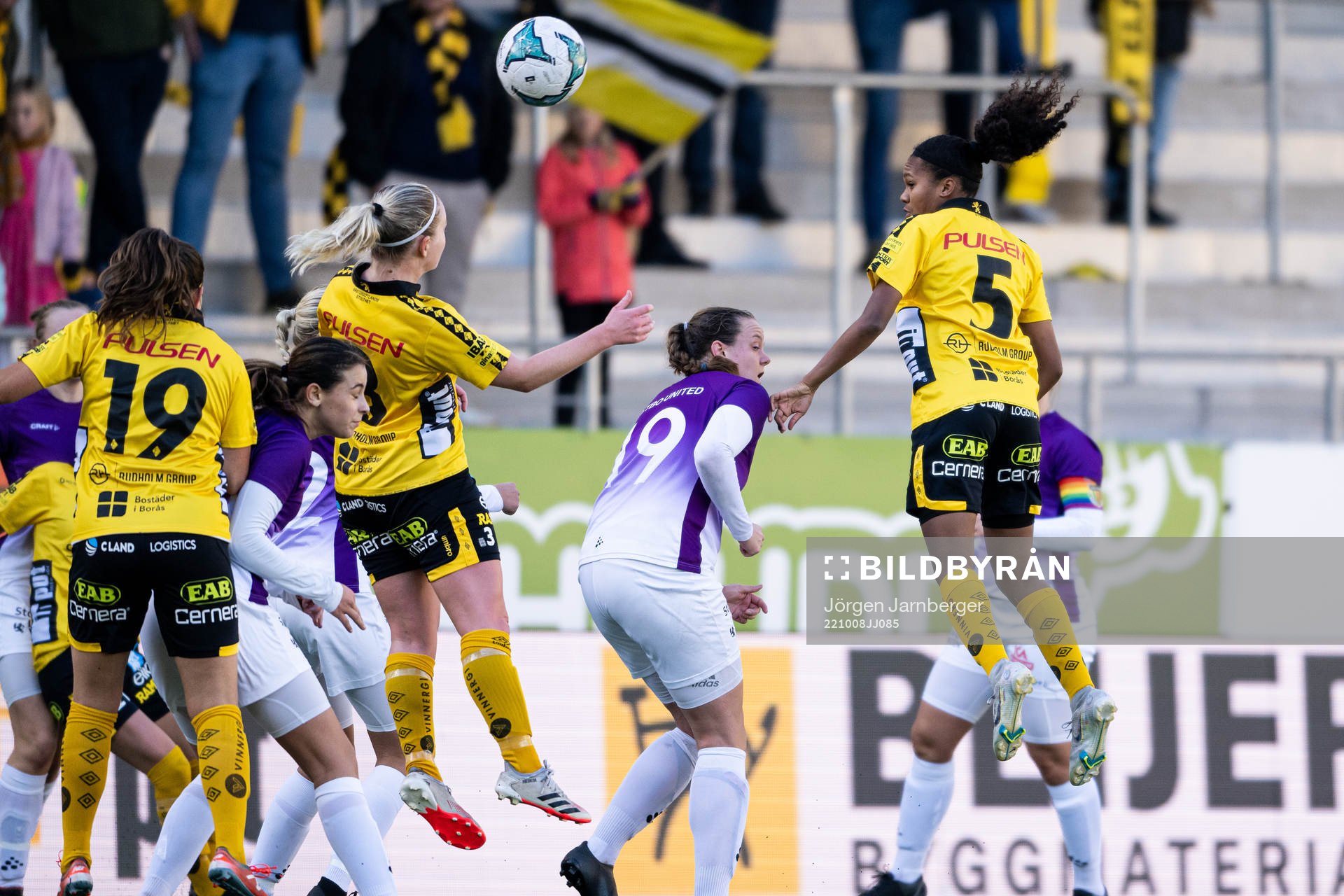 Westbos Sara Carlsson och Elfsborgs Vanessa Lopez