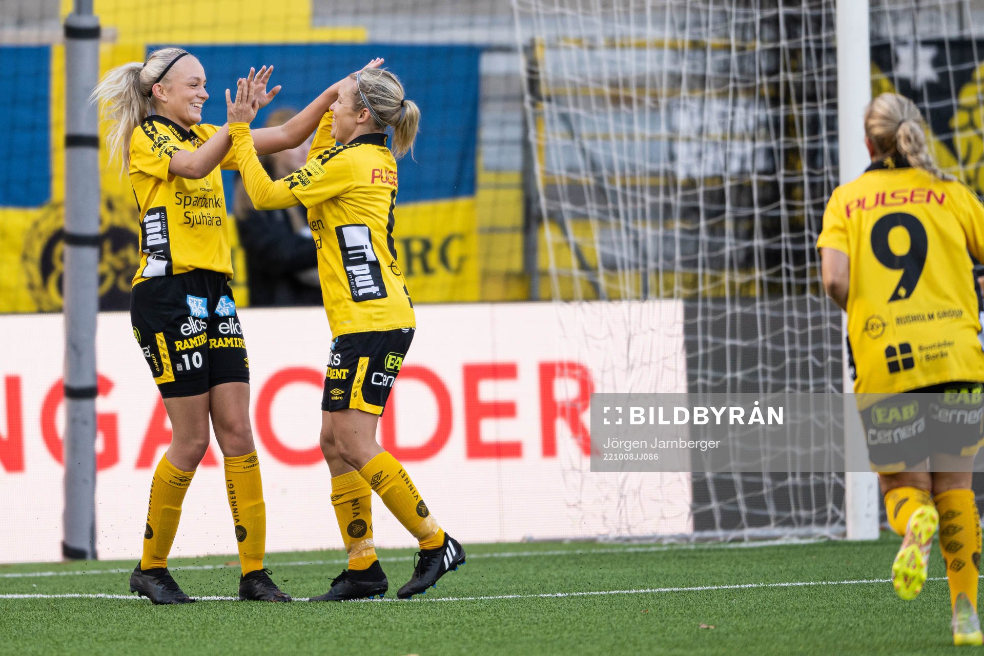 Elfsborgs Matilda Ståhlbom Karlsson och Linda Westberg