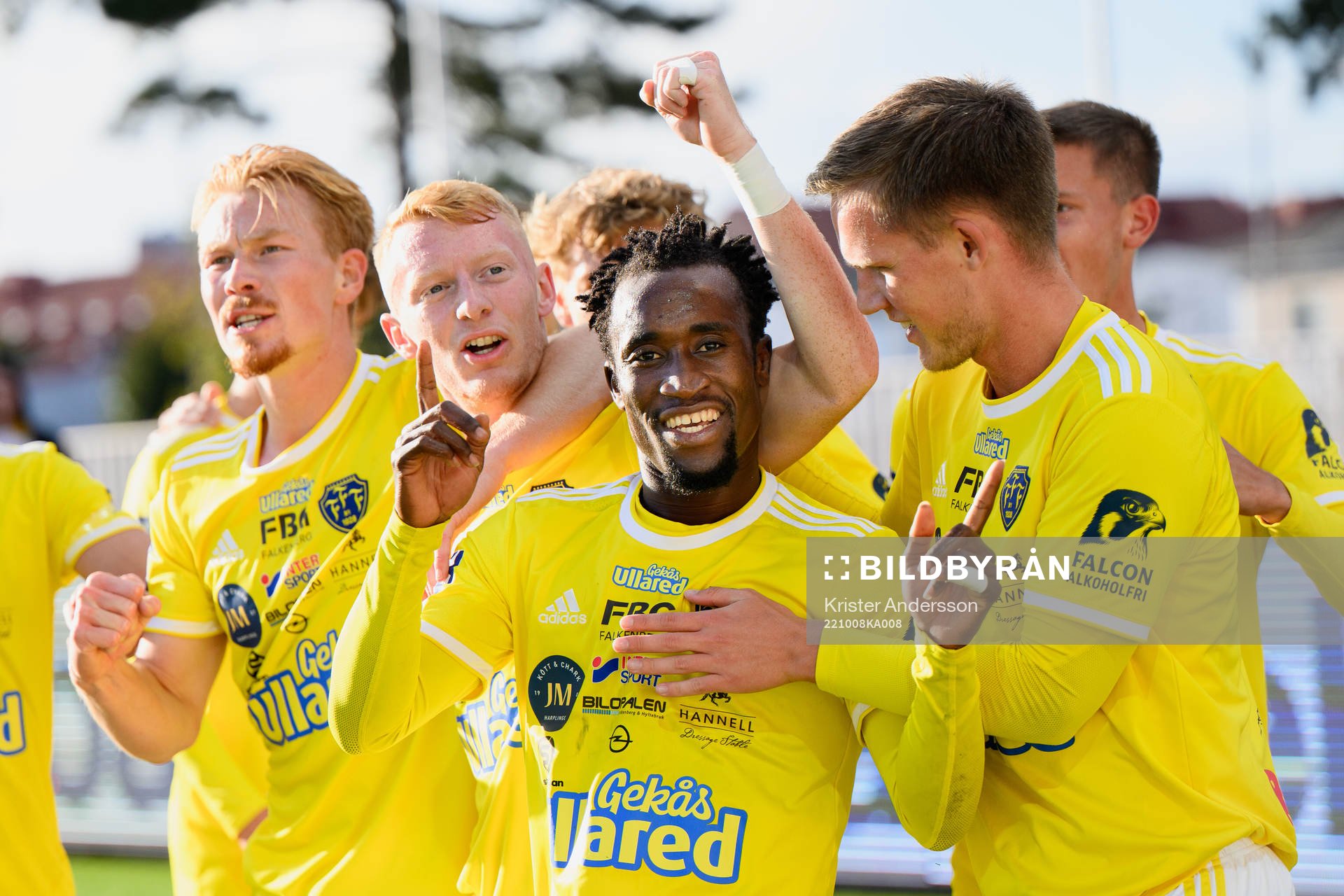 Falkenbergs Godwin Aguda jublar