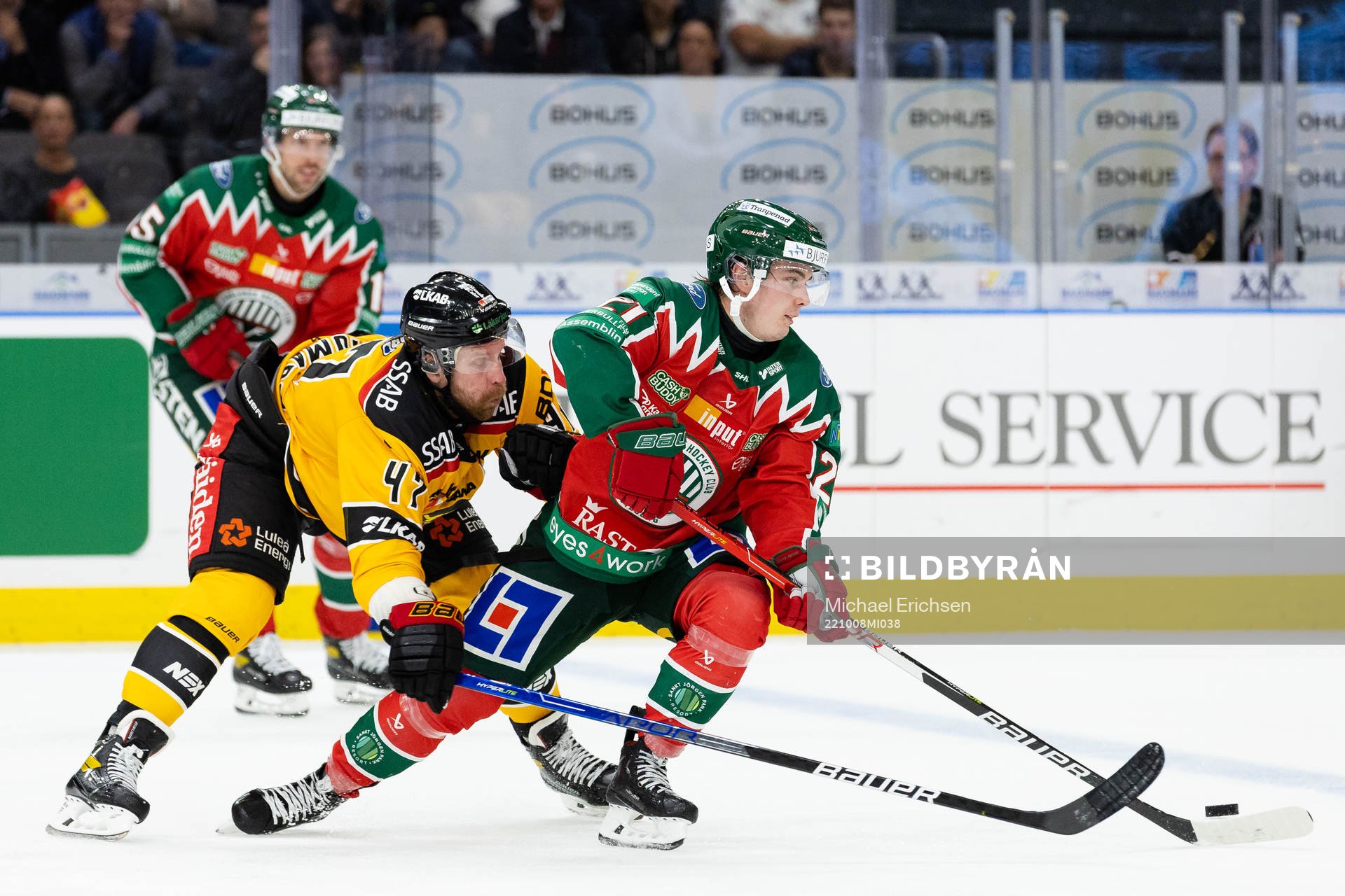 Luleås Leo Komarov och Frölundas Jere Innala