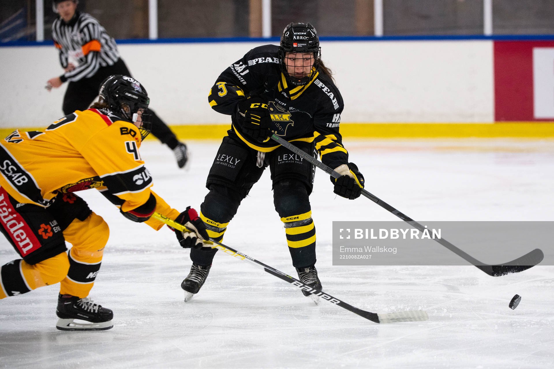 Luleås Viivi Vainikka och AIKs Moa Söderholm