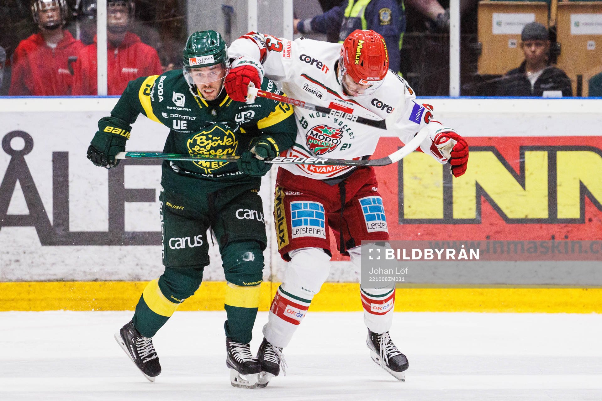 Björklövens Mattias Nörstebö och Modos Josh Dickinson