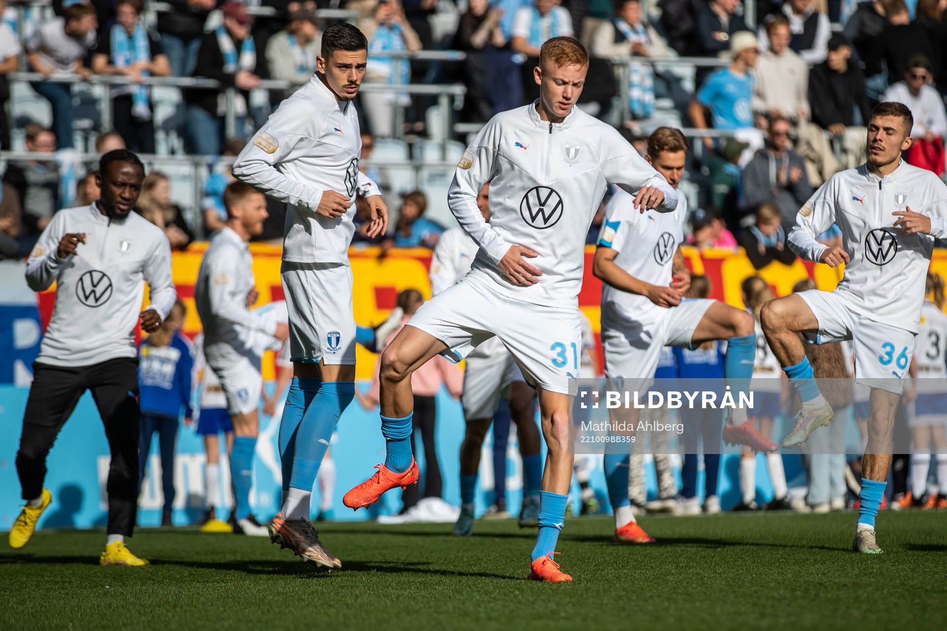 Malmö FFs Dennis Hadzikadunic och Hugo Larsson