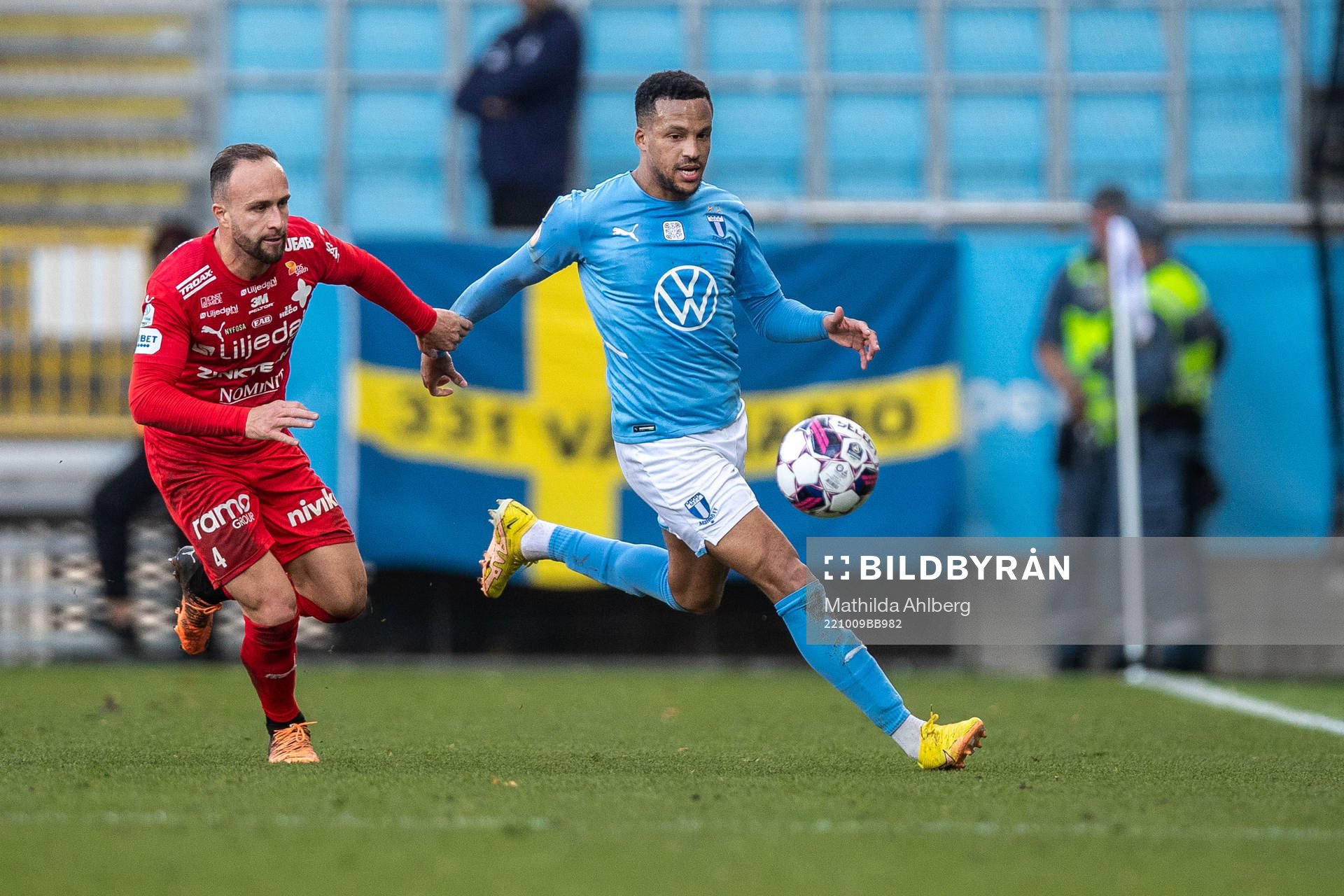 Värnamos Evaldo Nascimento Lamaur Neto och Malmö FFs