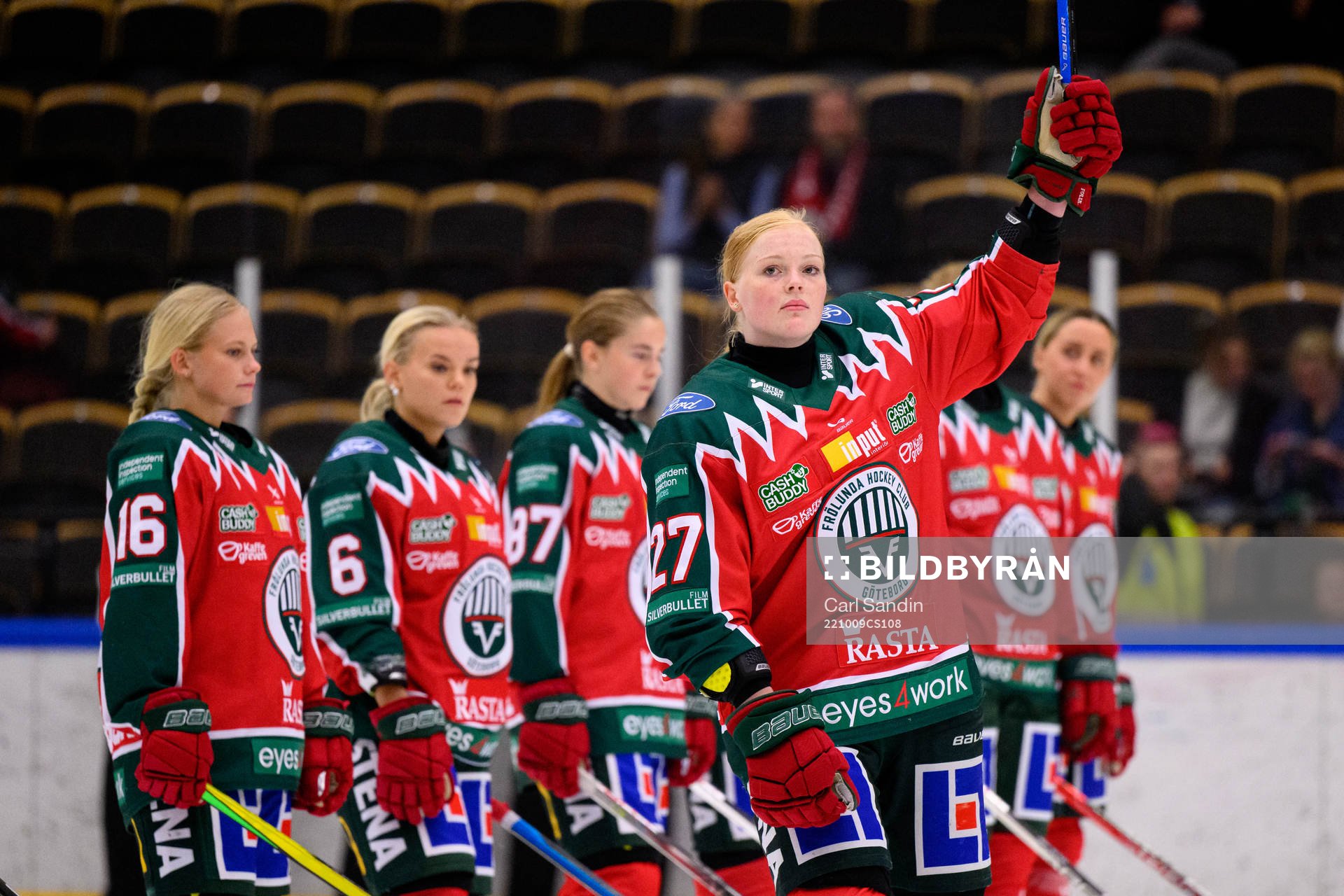 Frölundas Linnea Pettersson Dove vid lineup innan