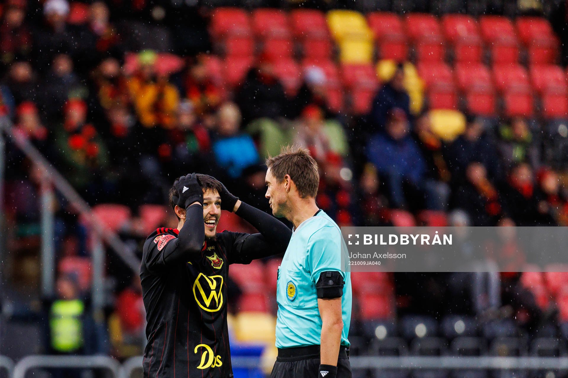 Östersunds Sadmir Zekovic deppar