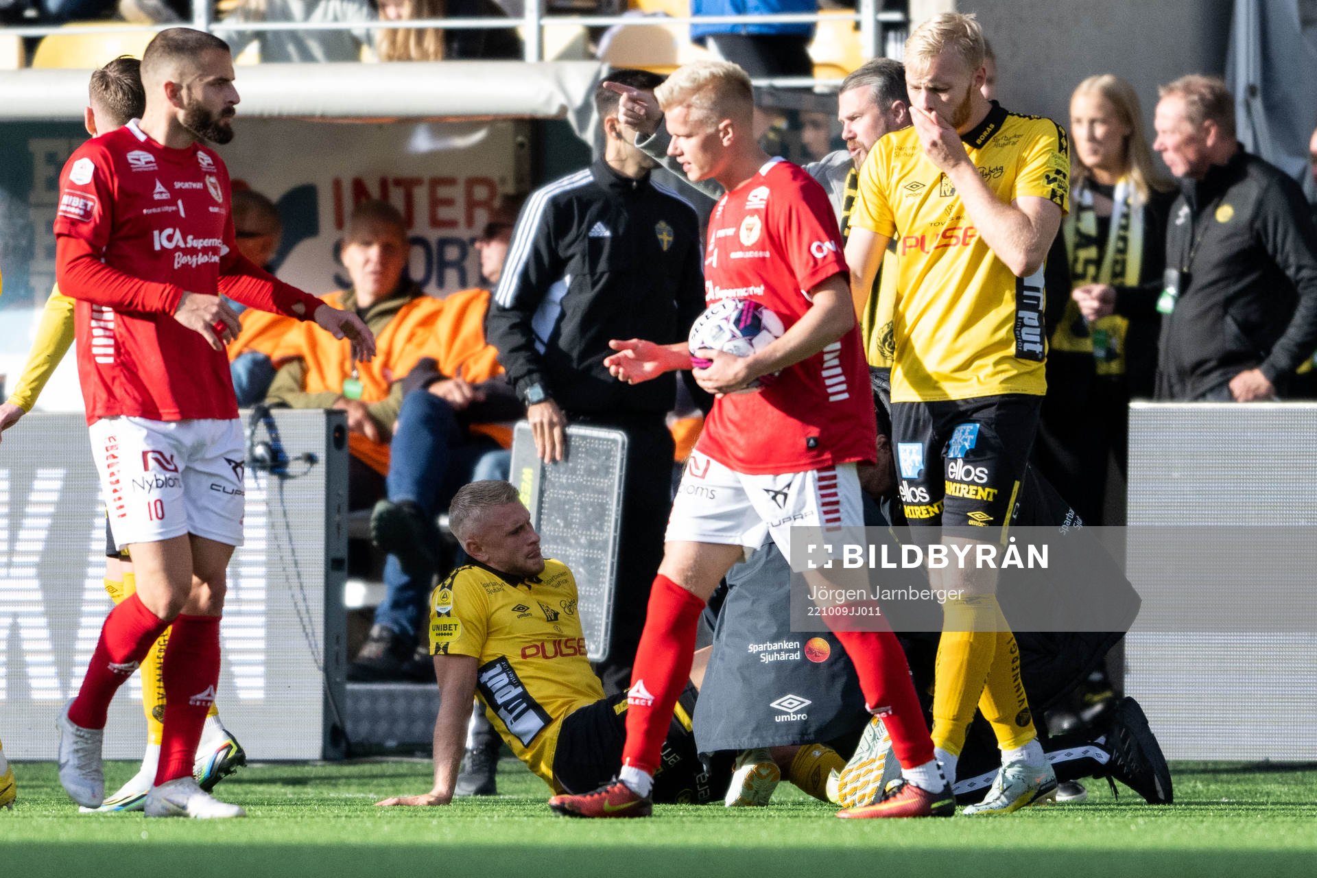 Elfsborgs Simon Strand har ont