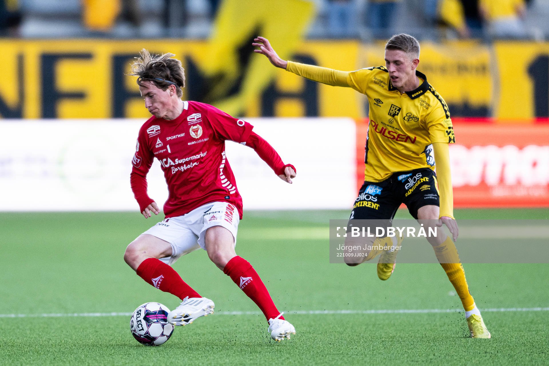 Kalmars Johan Karlsson och Elfsborgs Alexander Bernhardsson