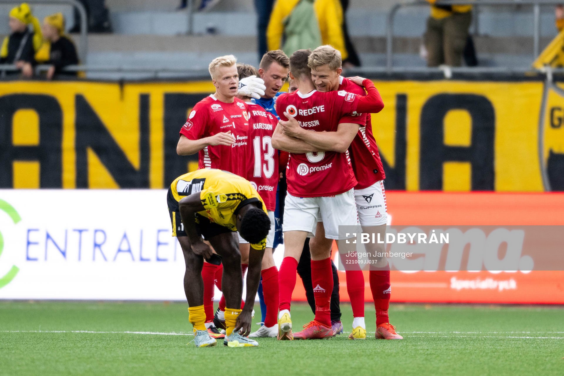 Kalmars spelare jublar