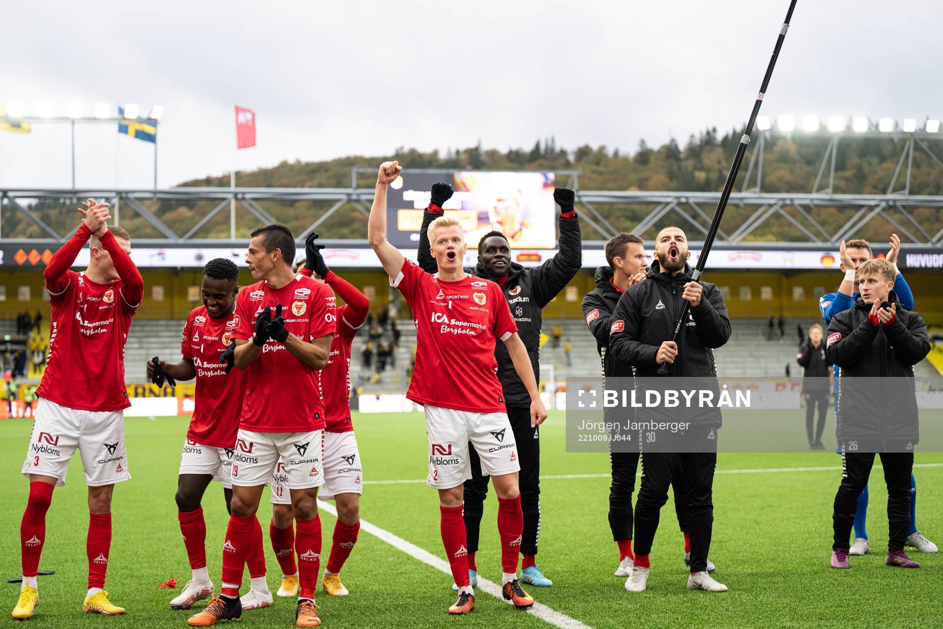 Kalmars spelare jublar