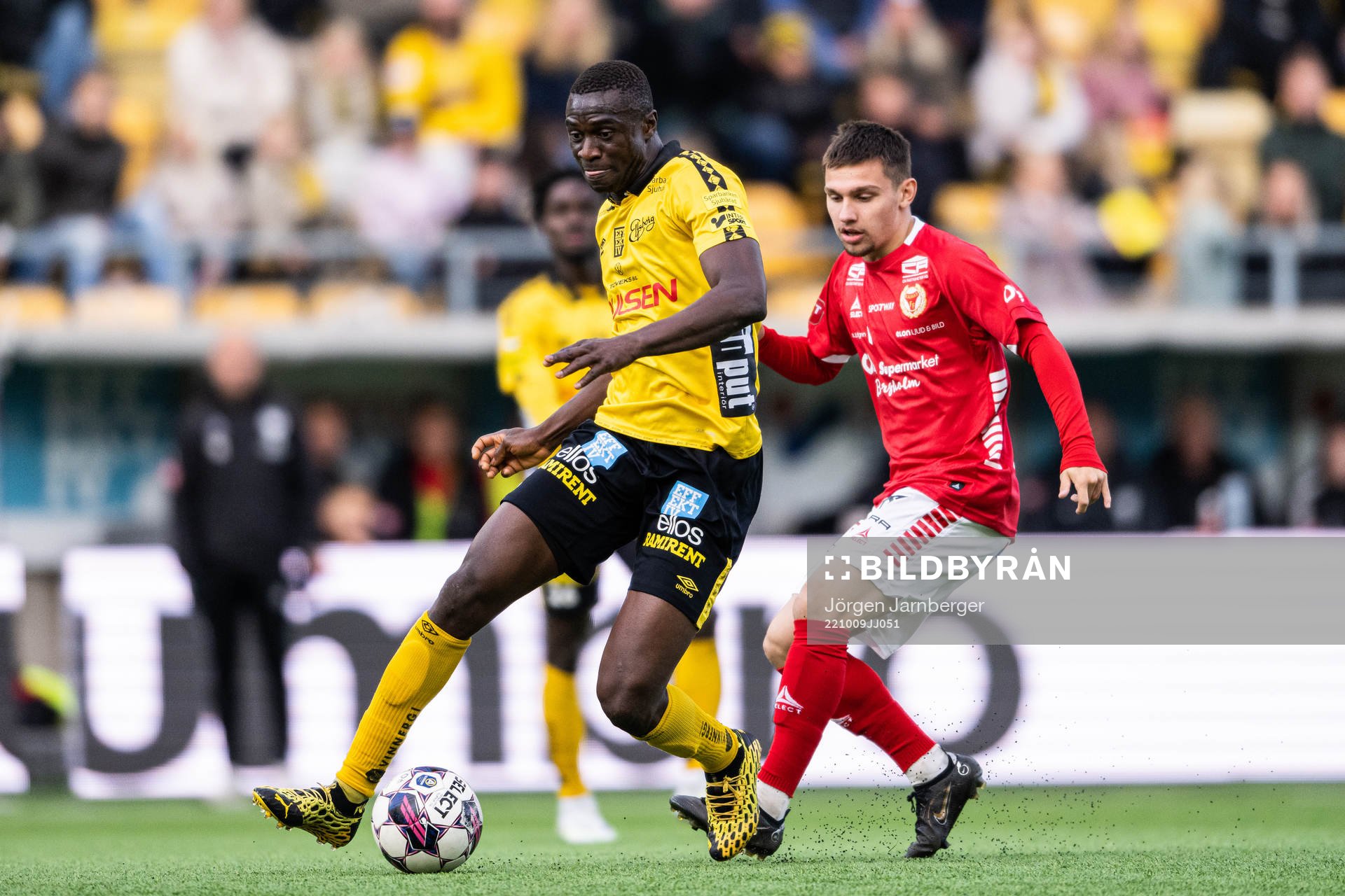Elfsborgs Maudo Lamine Jarjue och Kalmars Isak Bjerkebo
