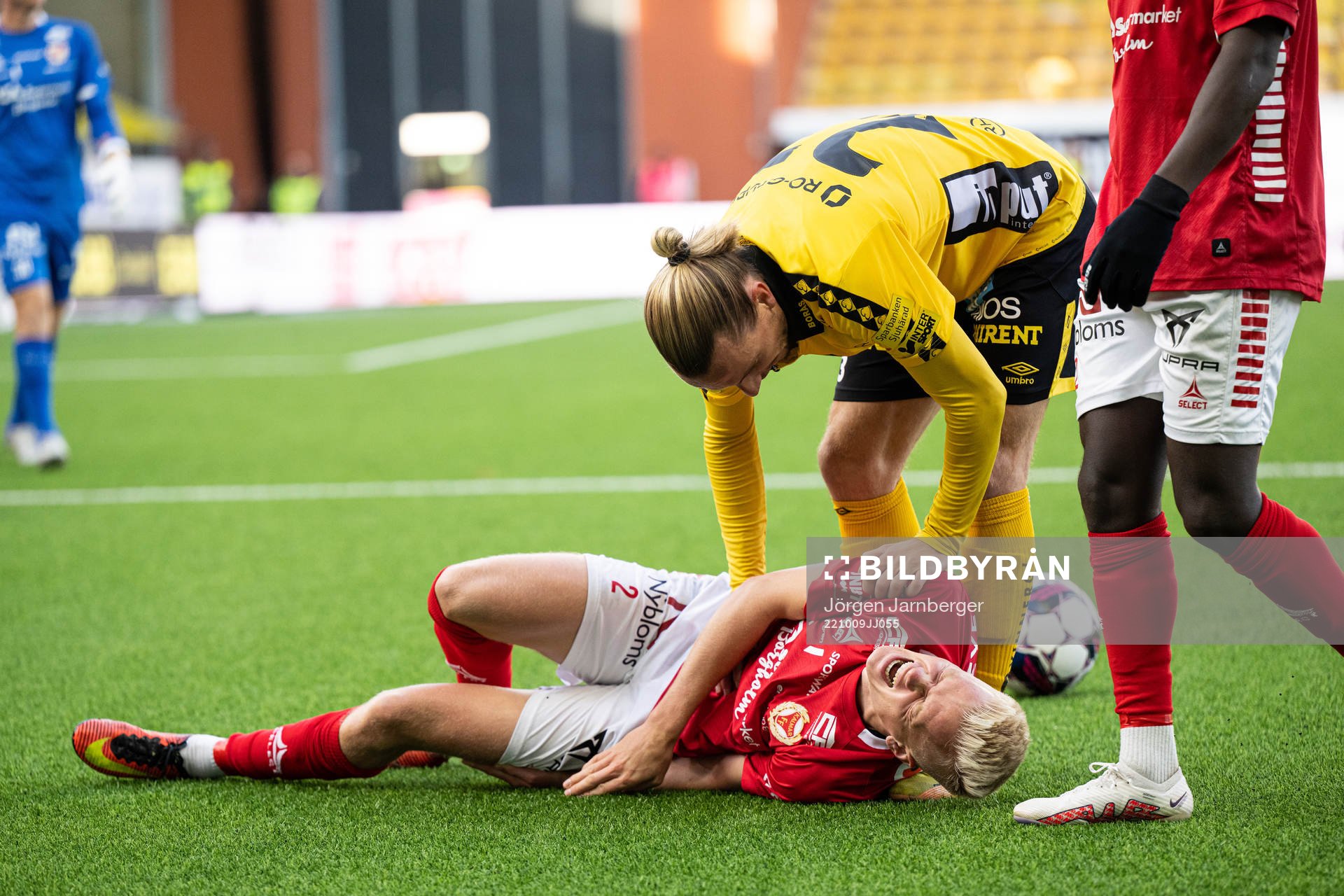 Kalmars Axel Lindahl har ont