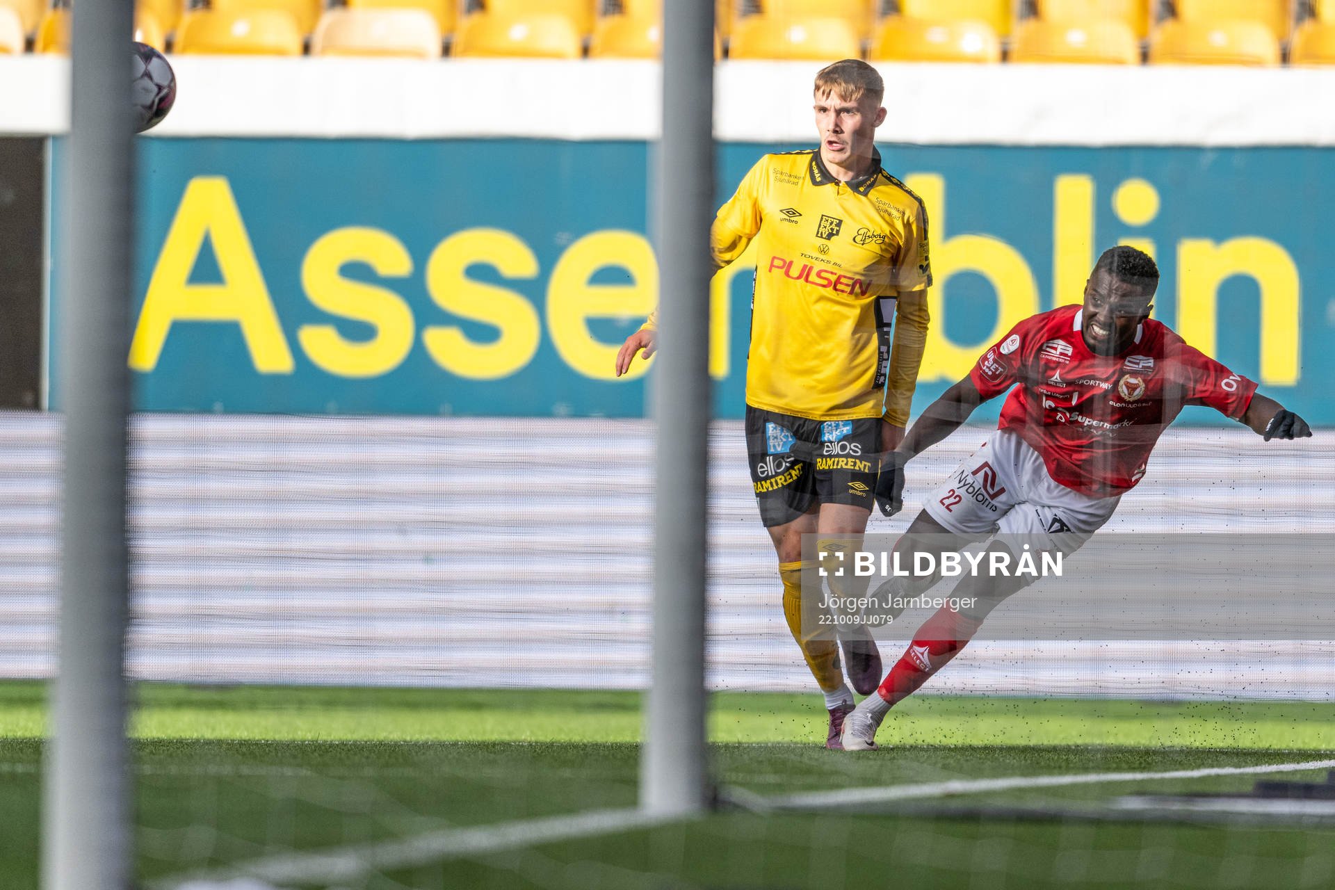Elfsborgs Jacob Ondrejka och Kalmars Nahom Girmai Netabay
