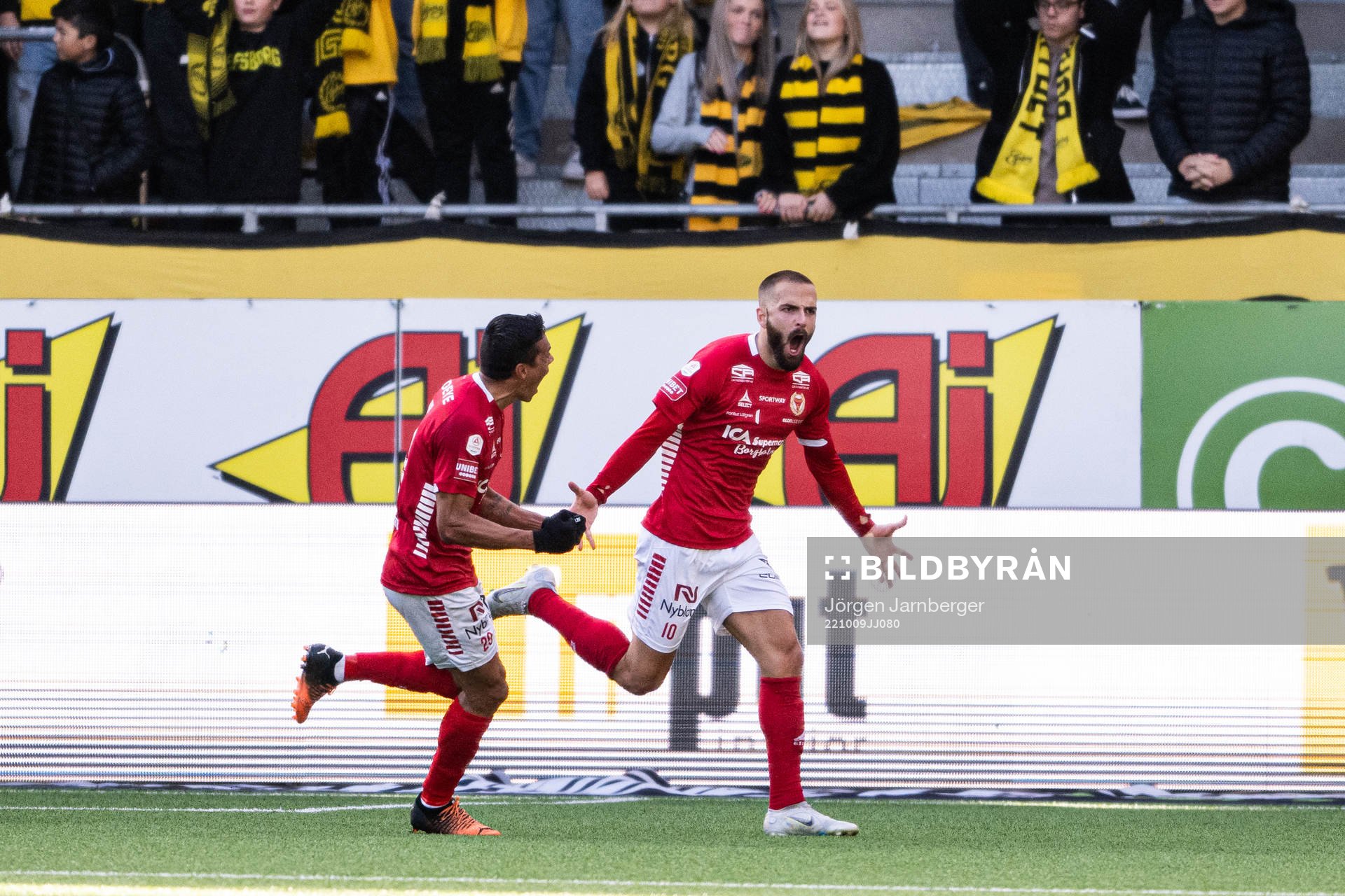 Kalmars Filip Sachpekidis jublar