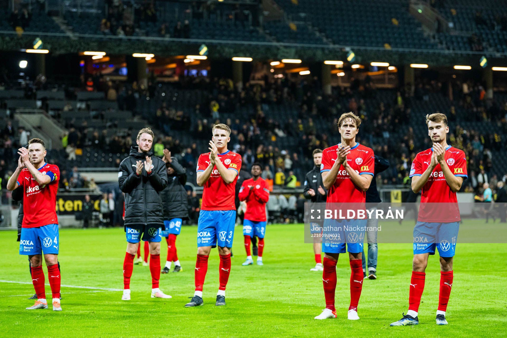 Helsingborgs spelare tackar publiken