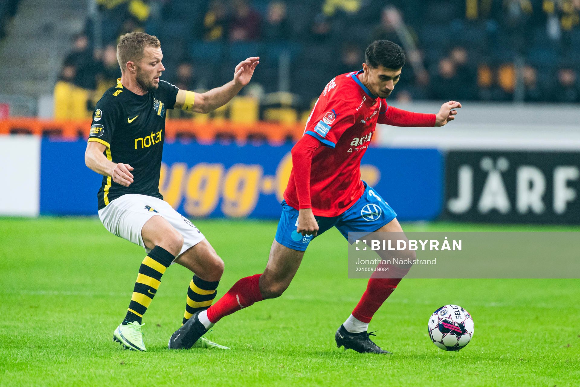 AIKs Sebastian Larsson och Helsingborgs Amar Muhsin