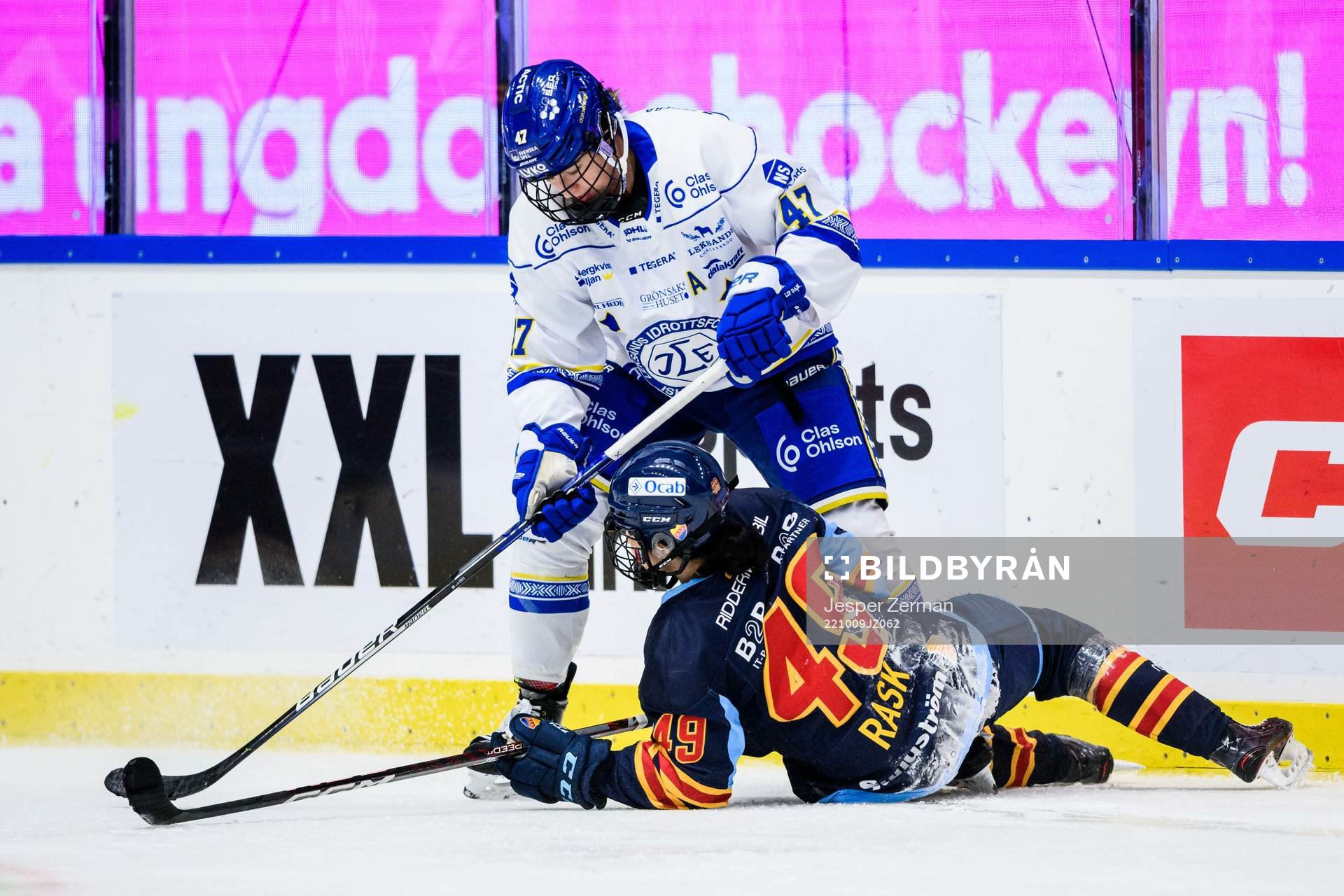 Leksands Abagael Thiessen och Djurgårdens Fanny Rask