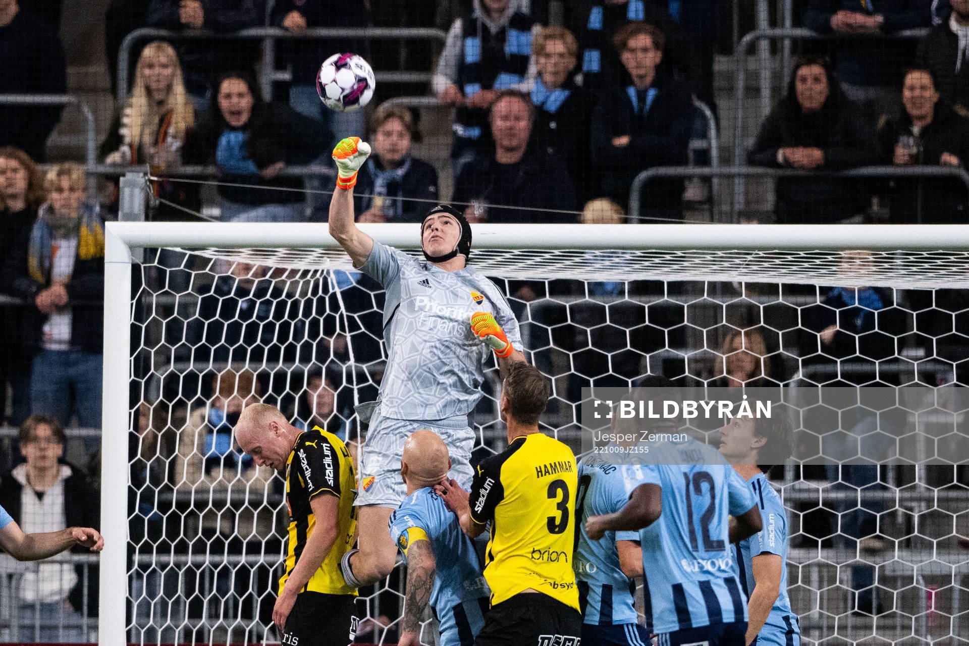 Djurgårdens målvakt Jacob Widell Zetterström