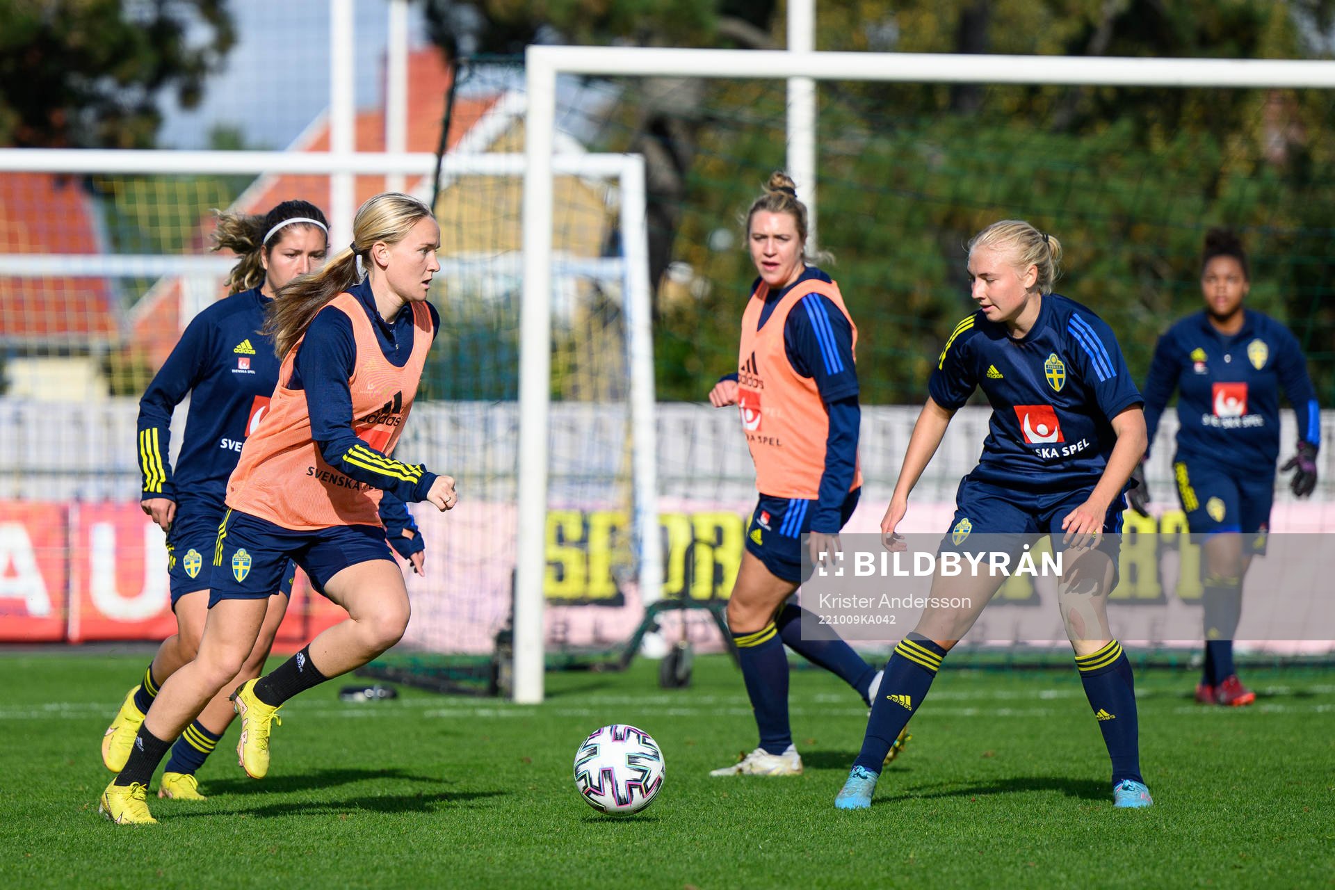 Josefine Rybrink och Stinalisa Johansson