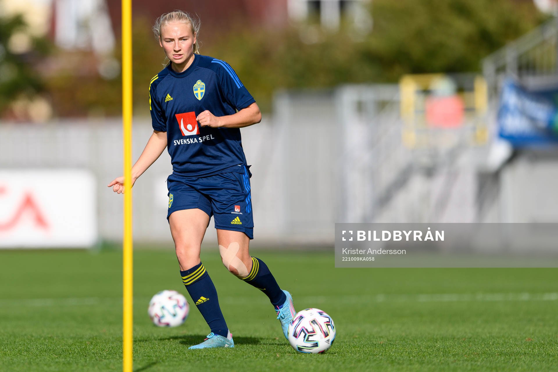 Stinalisa Johansson under en träning med Sveriges U23 damlandslag den 9 oktober 2022 i Falkenberg. 
