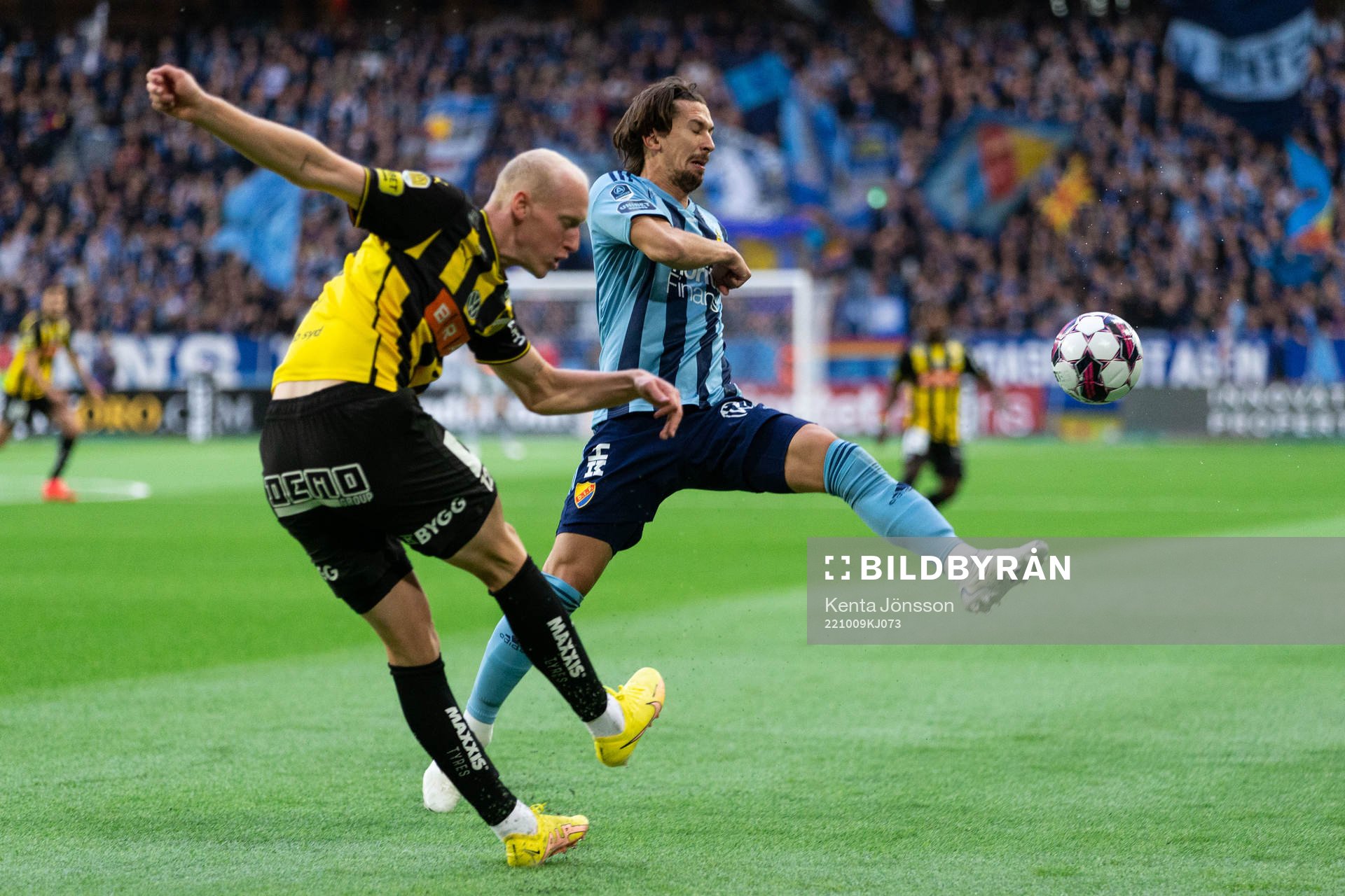 Häckens Valgeir Fridriksson och Djurgårdens Gustav Wikheim