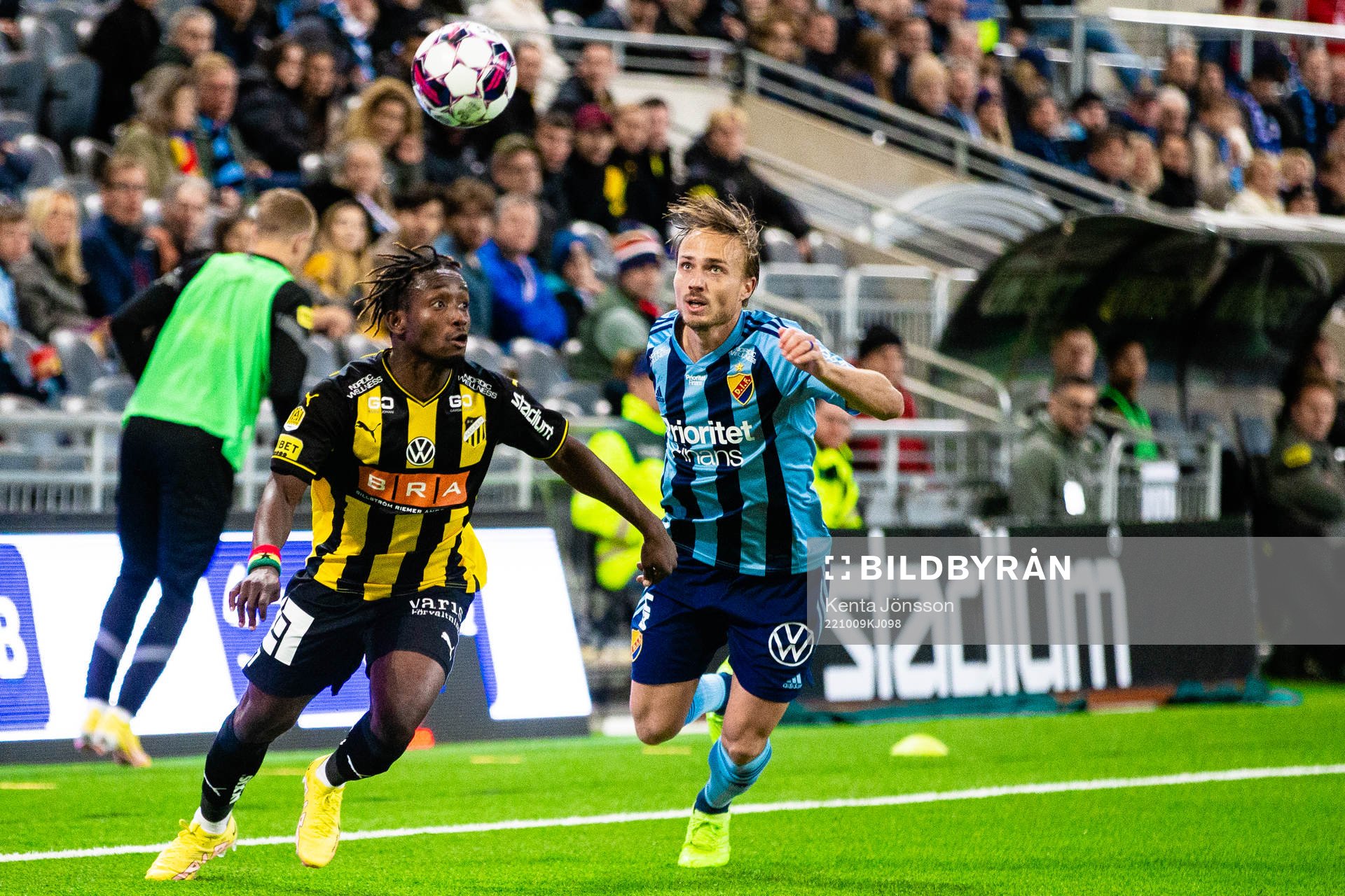 Häckens Ibrahim Sadiq och Djurgårdens Pierre Neurath