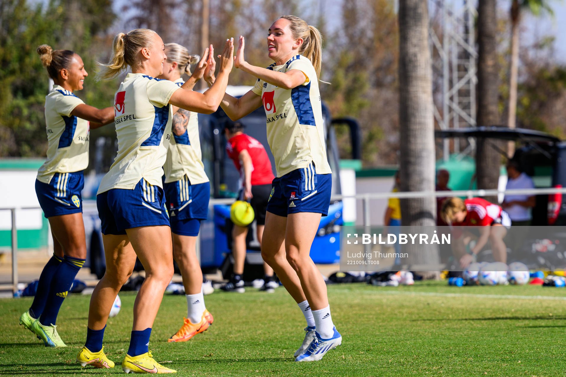 Hanna Bennison and Elin Rubensson of the Swedish women's