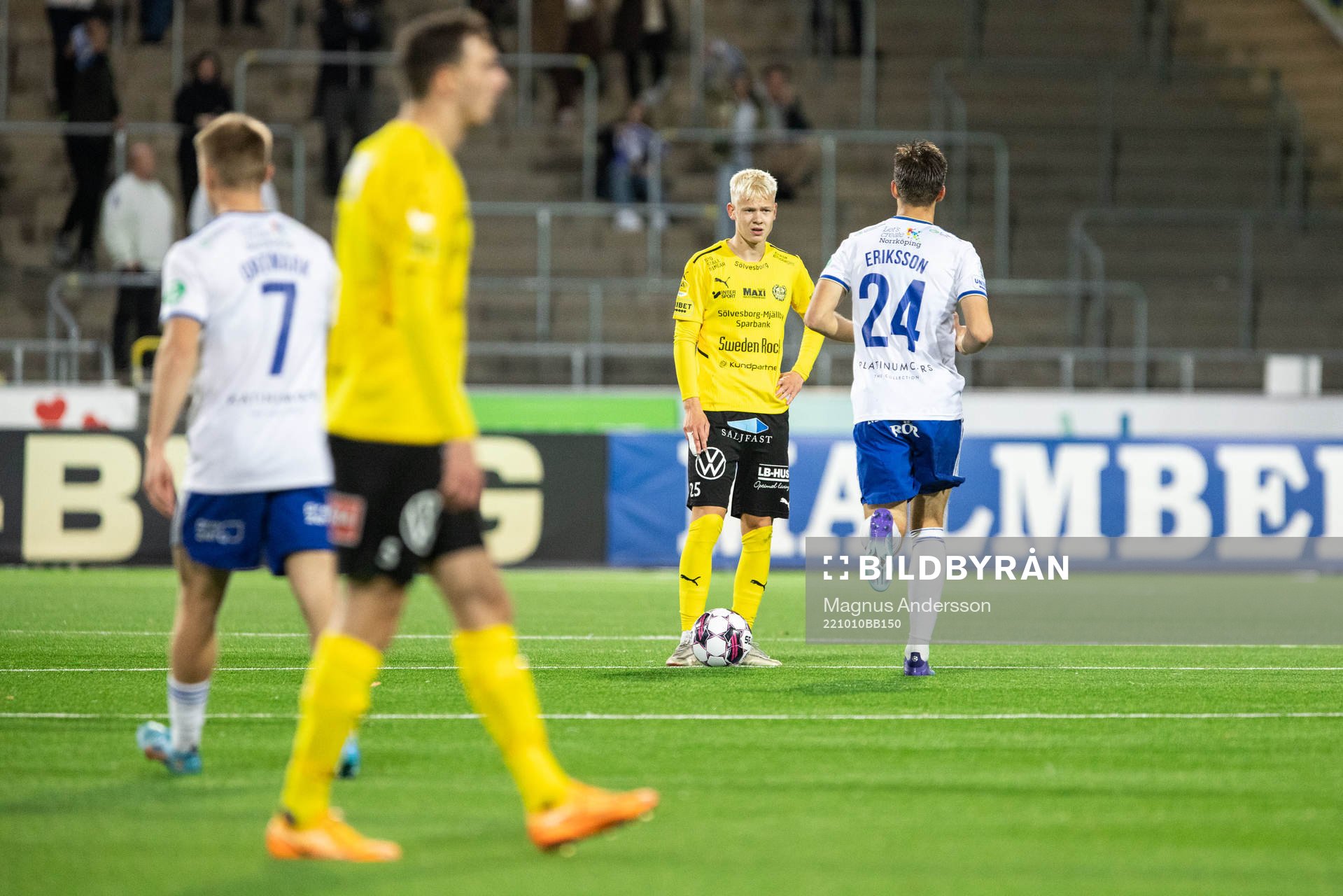 Mjällbys Otto Rosengren deppar