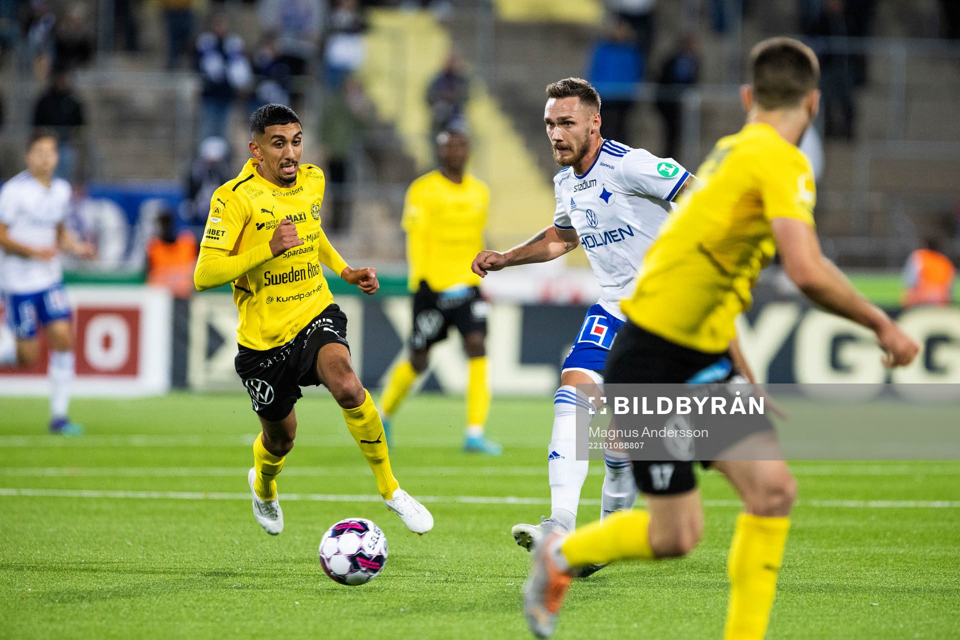 Mjällbys Amir Al-Ammari  och IFK Norrköpings Linus