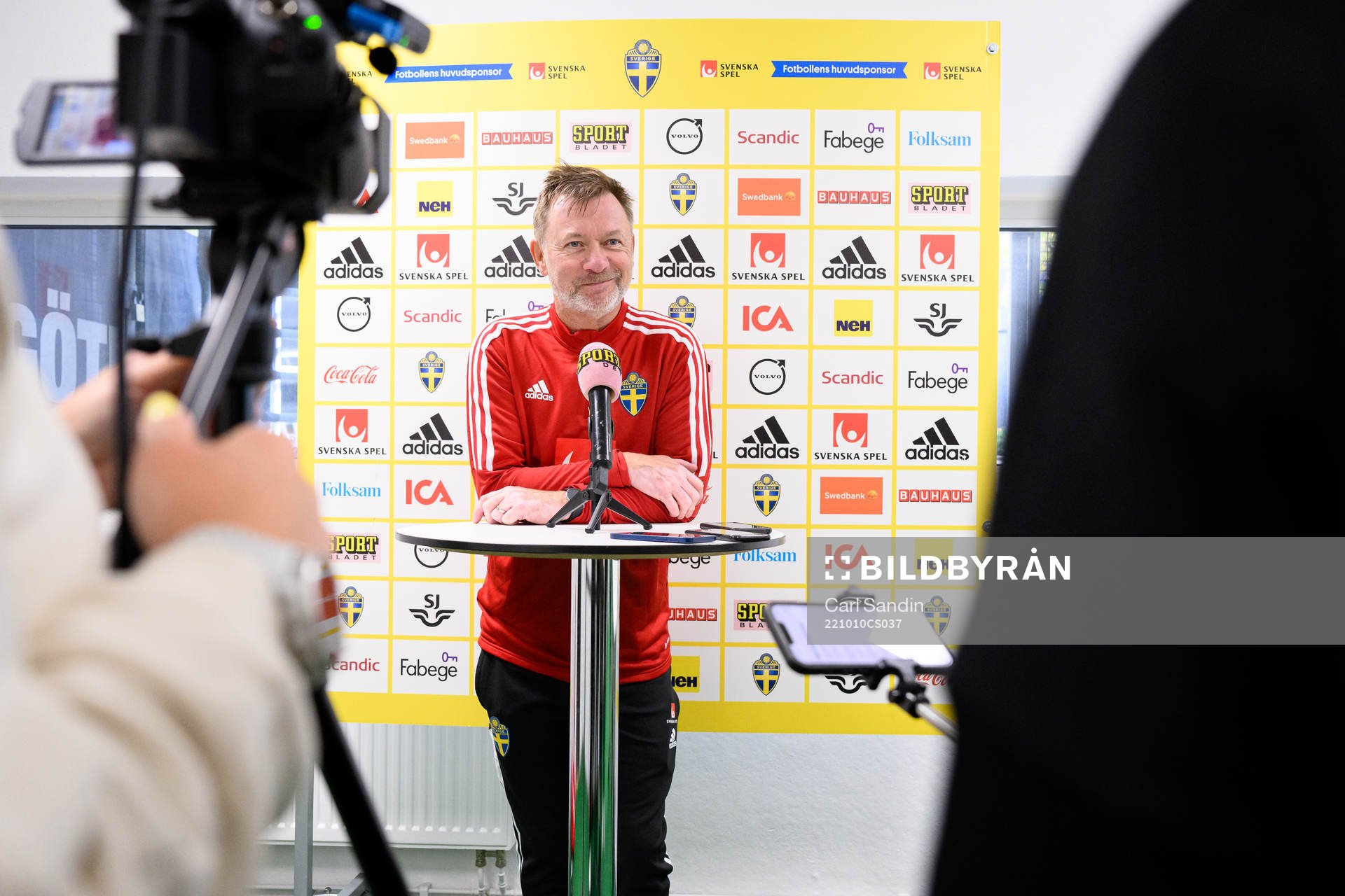 Head coach Peter Gerhardsson of the Swedish women's