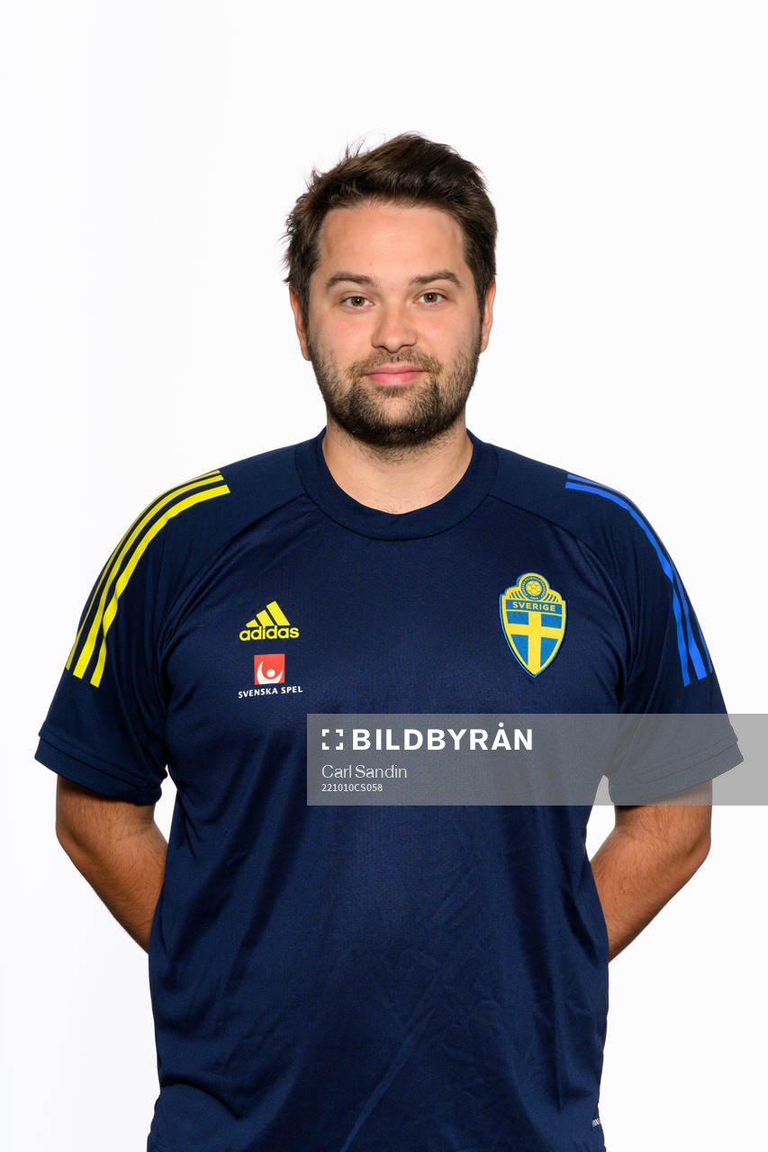 Johan Velagic, photographer of the Swedish women's national